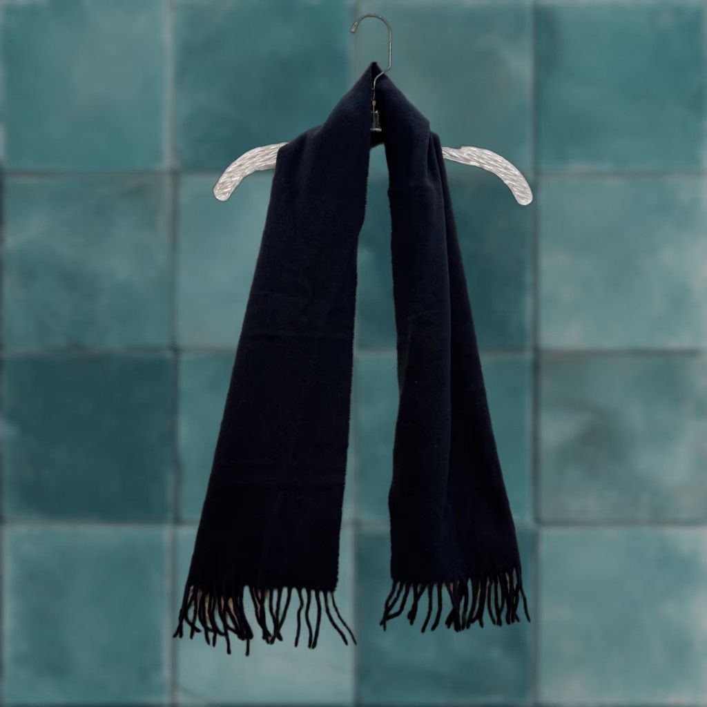 Sisley VINTAGE Sisley Scarf Wool Gray Fringe Italy WOMEN Size ONE SIZE - 1 Thumbnail