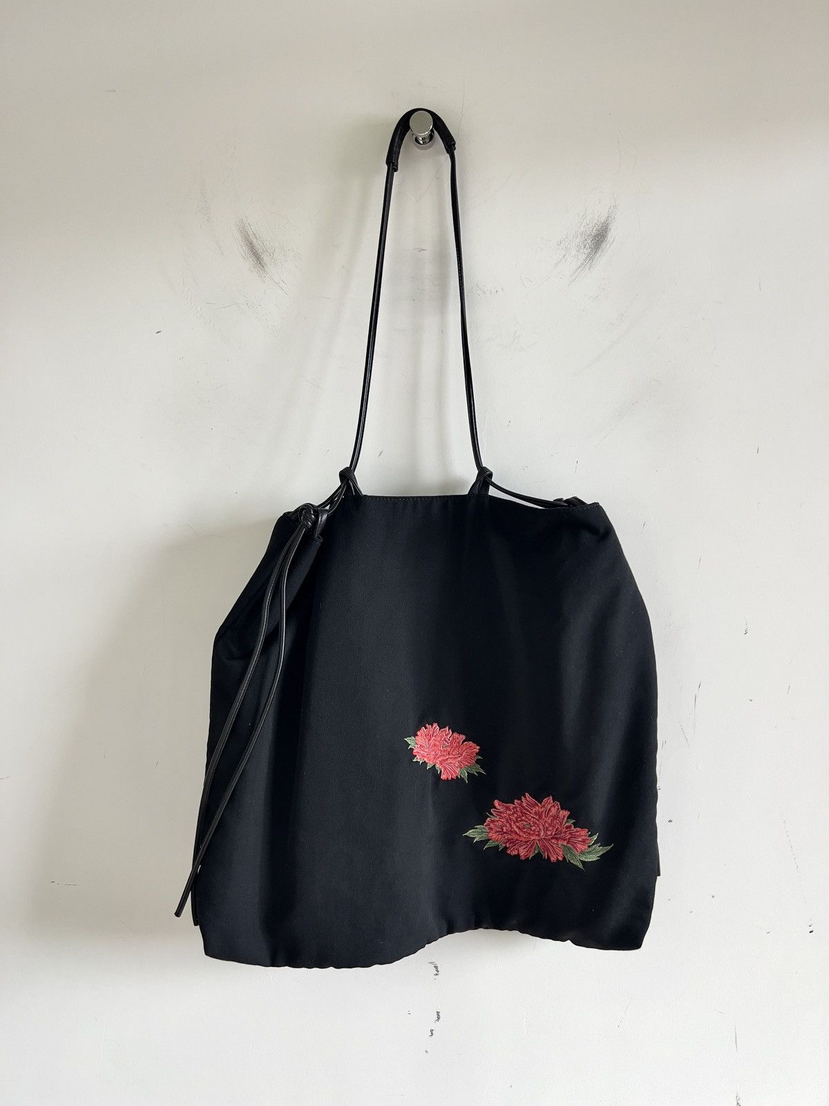 Y's Yohji Yamamoto Y's - Wool Floral Drawstring Tote Bag Size ONE SIZE - 1 Thumbnail
