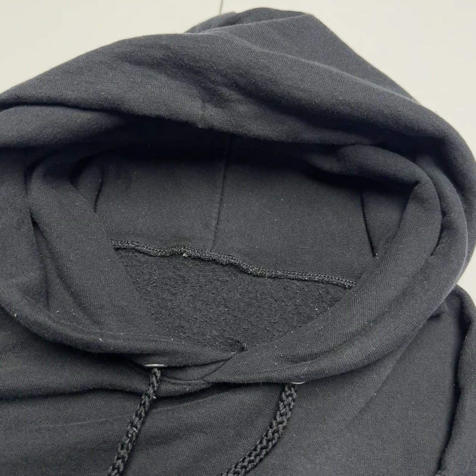 Vintage Vintage Black Blank Hoodie Sweatshirt Mens Small 20x24.5 Ska Size US S / EU 44-46 / 1 - 9 Thumbnail