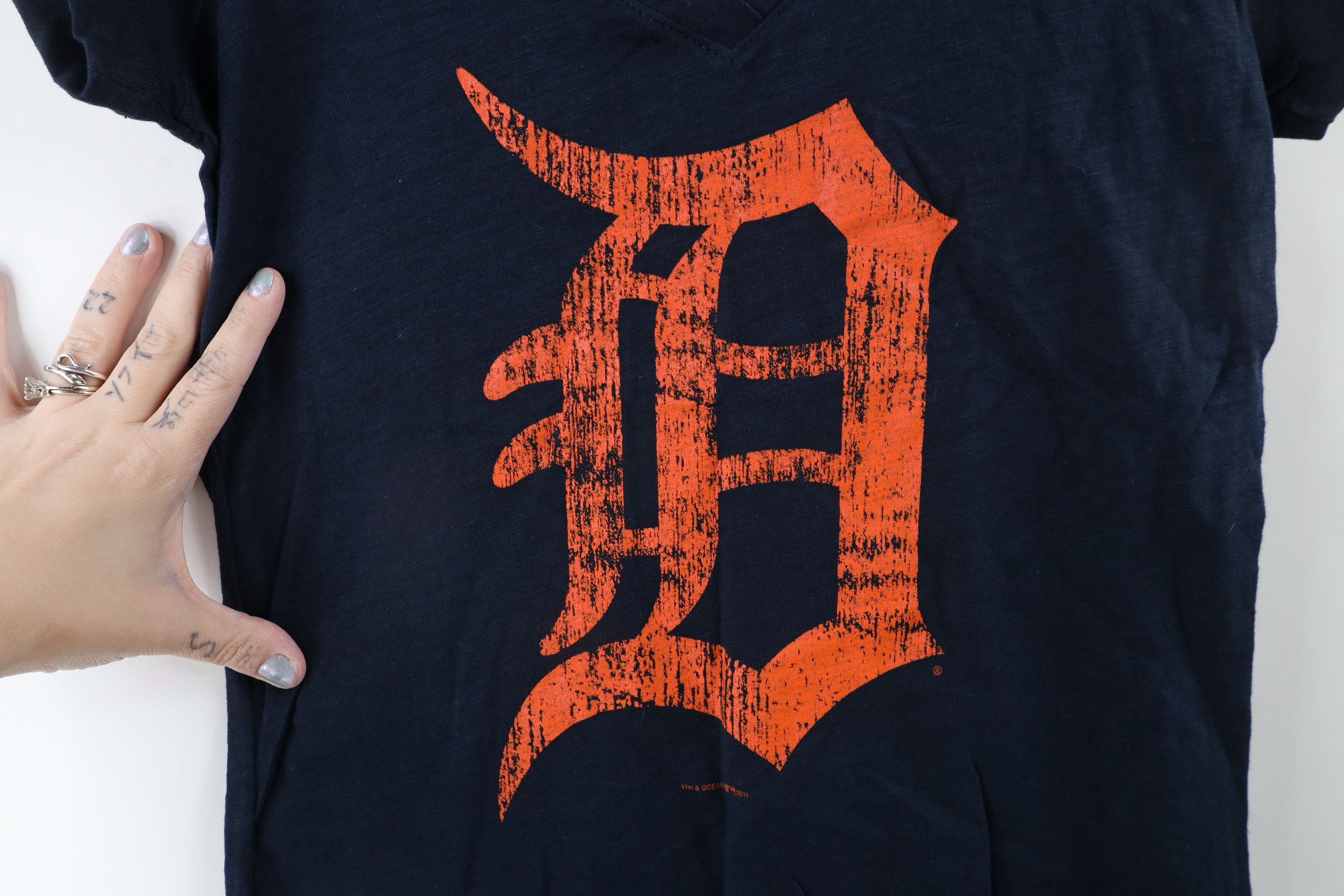 Vintage Deadstock Y2K English Detroit Tigers Baseball V-Neck T-Shirt Size M / US 6-8 / IT 42-44 - 8 Thumbnail