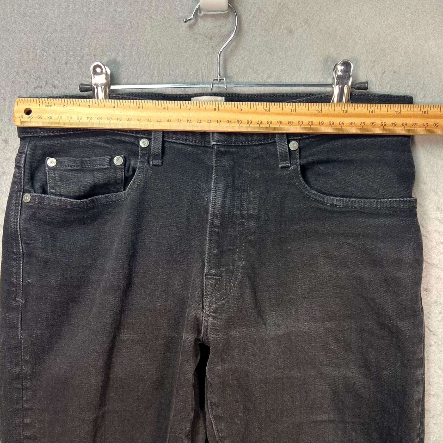 Vintage Flint & Tinder Jeans 31 x 32 Black Straight Mens Regular 5-Pocket USA Denim Slim Rise Mid Vintage No Size US 31 - 6 Thumbnail