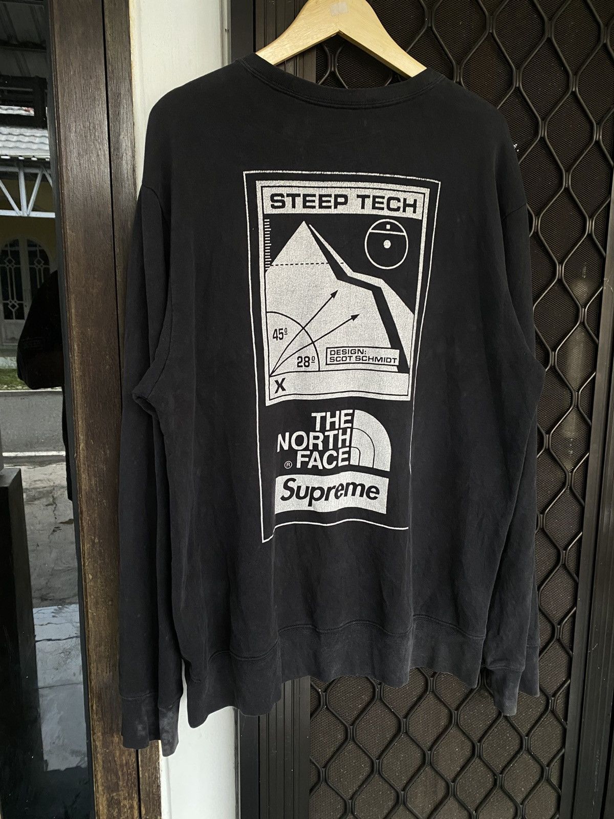 Supreme × The North Face Sweatshirt Steep Tech 2016 Size US L / EU 52-54 / 3 - 2 Thumbnail