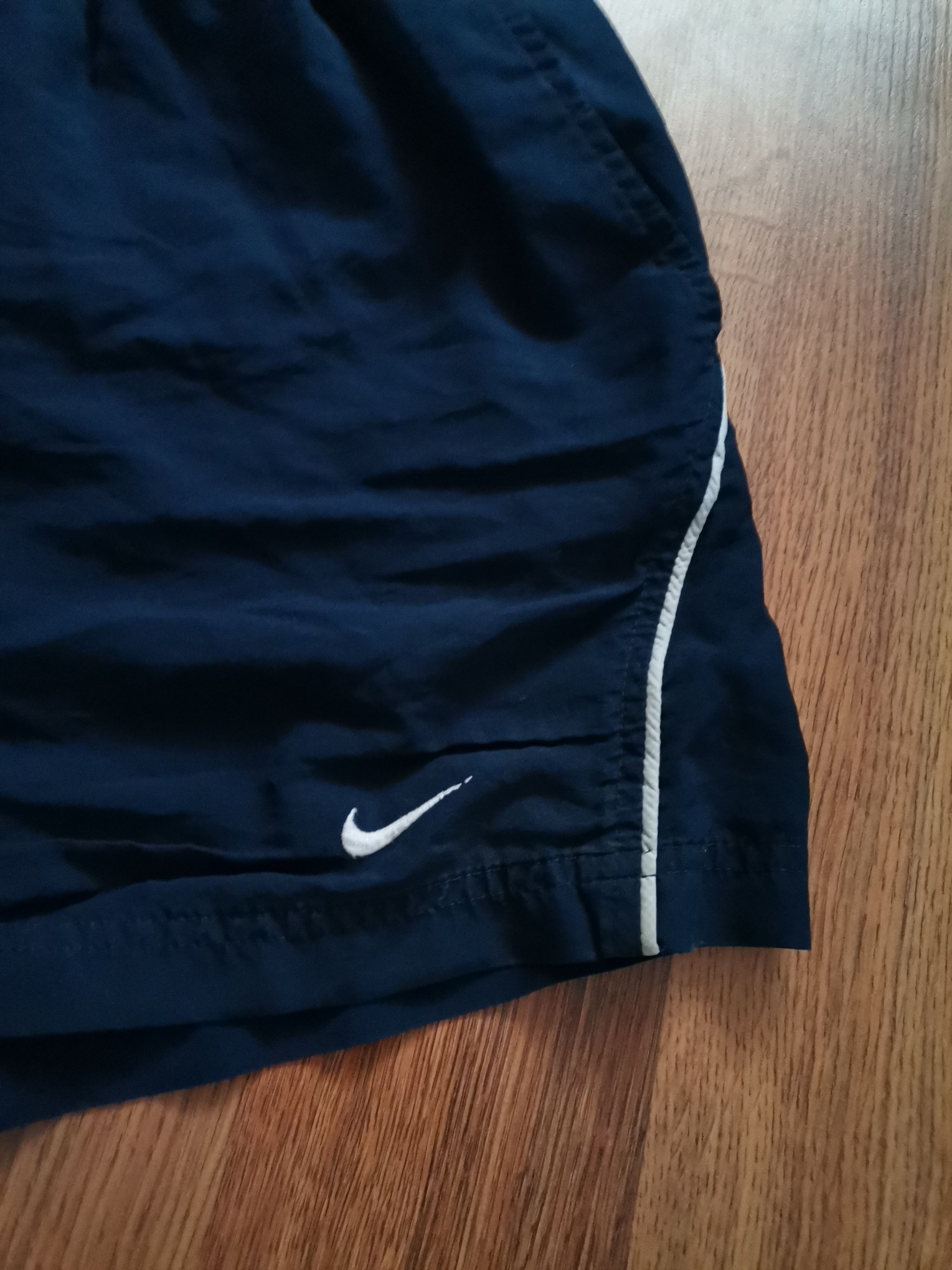 Nike Vintage Nike Shorts Size US 28 / EU 44 - 2 Thumbnail