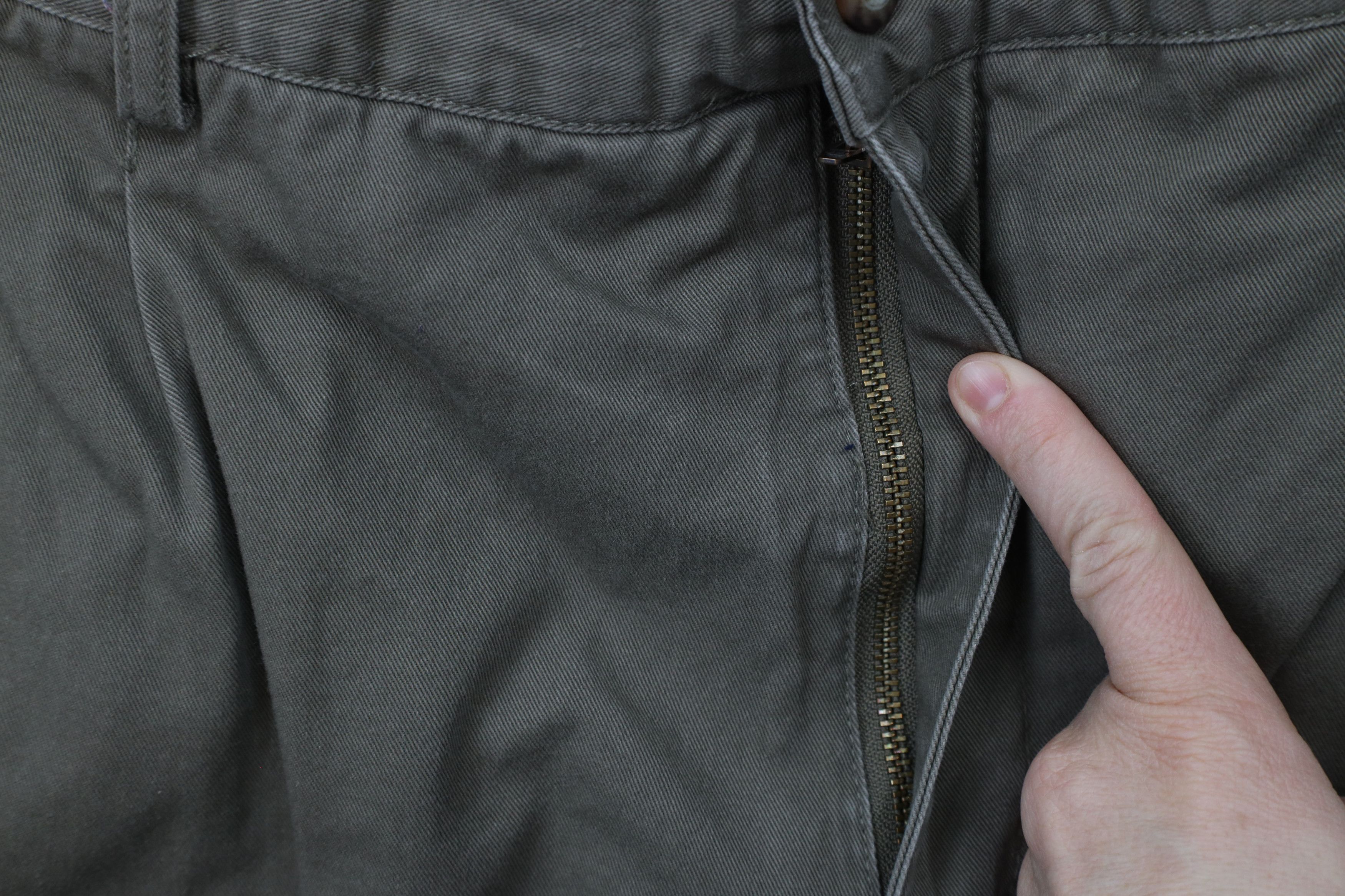 Cabelas × Vintage Vintage Cabelas Lined Pleated Cuffed Chino Pants Beige Size US 38 / EU 54 - 8 Thumbnail
