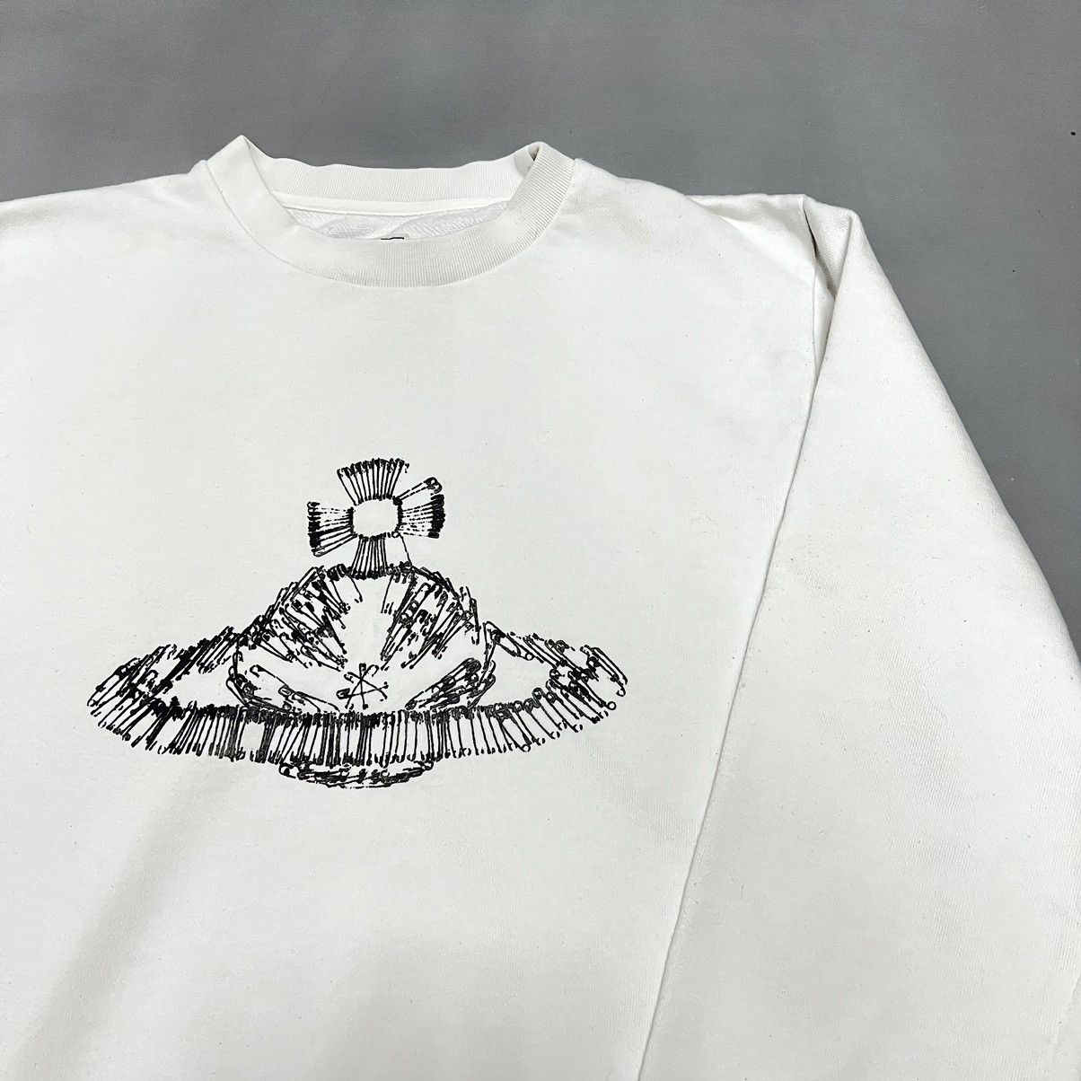 Vivienne Westwood Vivienne Westwood Sweatshirt Big Logo Size US L / EU 52-54 / 3 - 5 Thumbnail