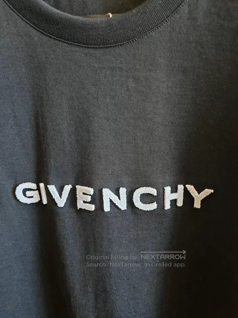 Givenchy Givenchy short sleeves Size US S / EU 44-46 / 1 - 3 Thumbnail