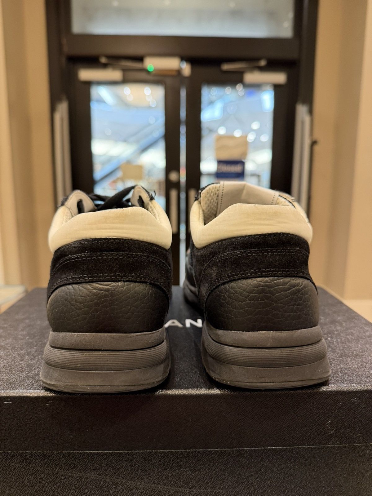 Chanel Chanel Suede Trainer - Black White Size US 7 / EU 40 - 3 Thumbnail