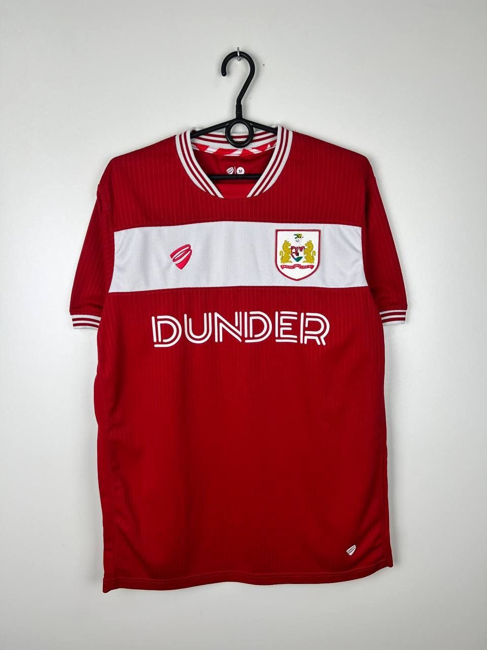Bristol City Home Jersey t-shirts size M