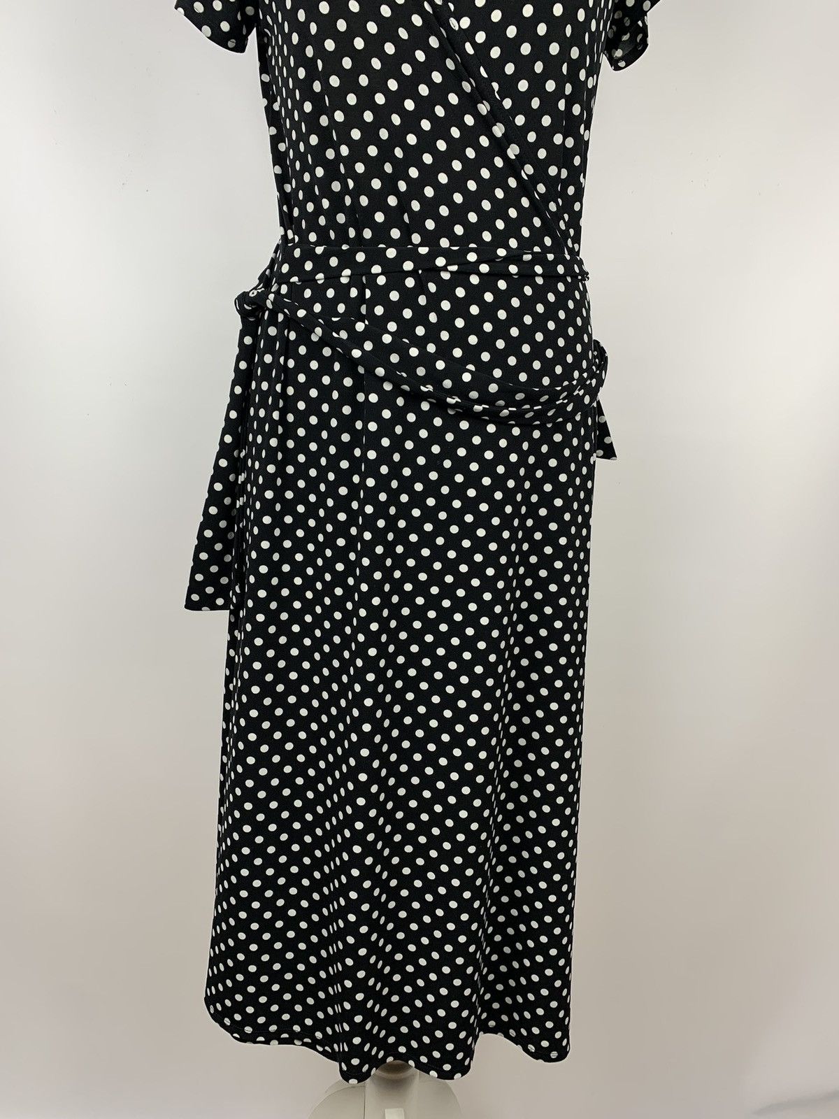 Laura Ashley Laura Ashley Polka Dot Maxi Dress Top Belted Women's Size M Size M / US 6-8 / IT 42-44 - 5 Thumbnail
