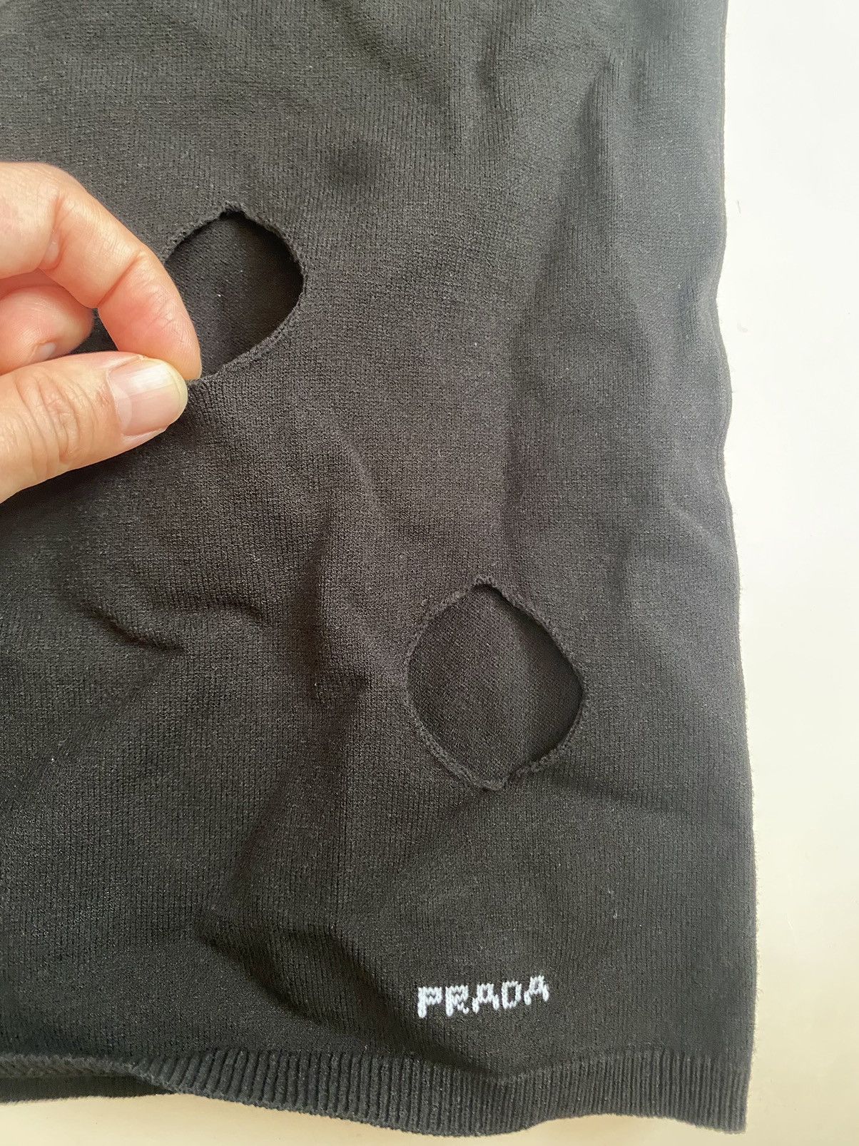Prada 🧀80% off🧀 Prada cut out black top Size L / US 10 / IT 46 - 4 Thumbnail