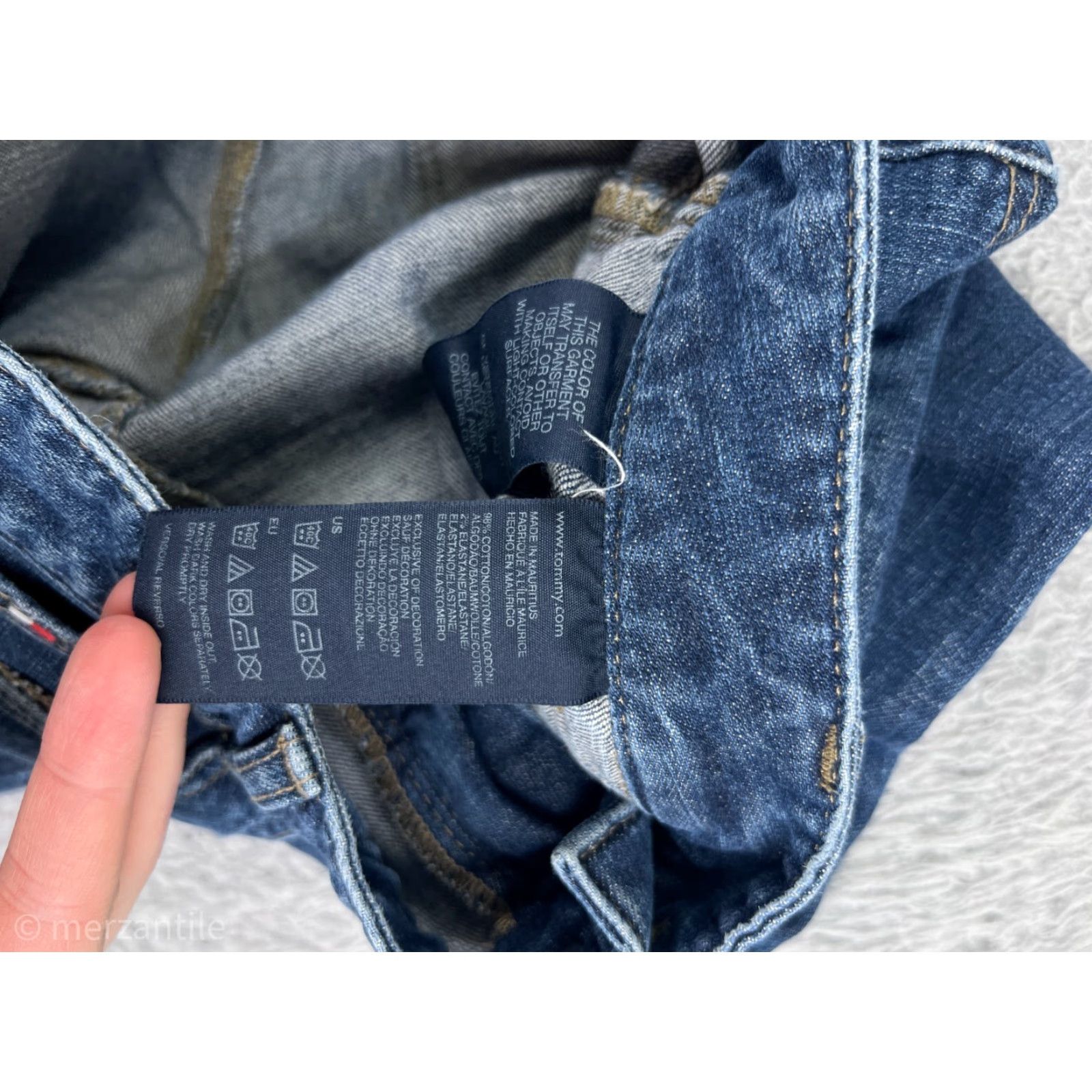 Tommy Hilfiger Tommy Hilfiger Jeans Women 4 Blue Denim Flared Leg Stretch Bootcut Pants Continental 5-Pocket Design Cotton Denim Regular Size 4 Women blue jeans Size 27" / US 4 / IT 40 - 5 Thumbnail