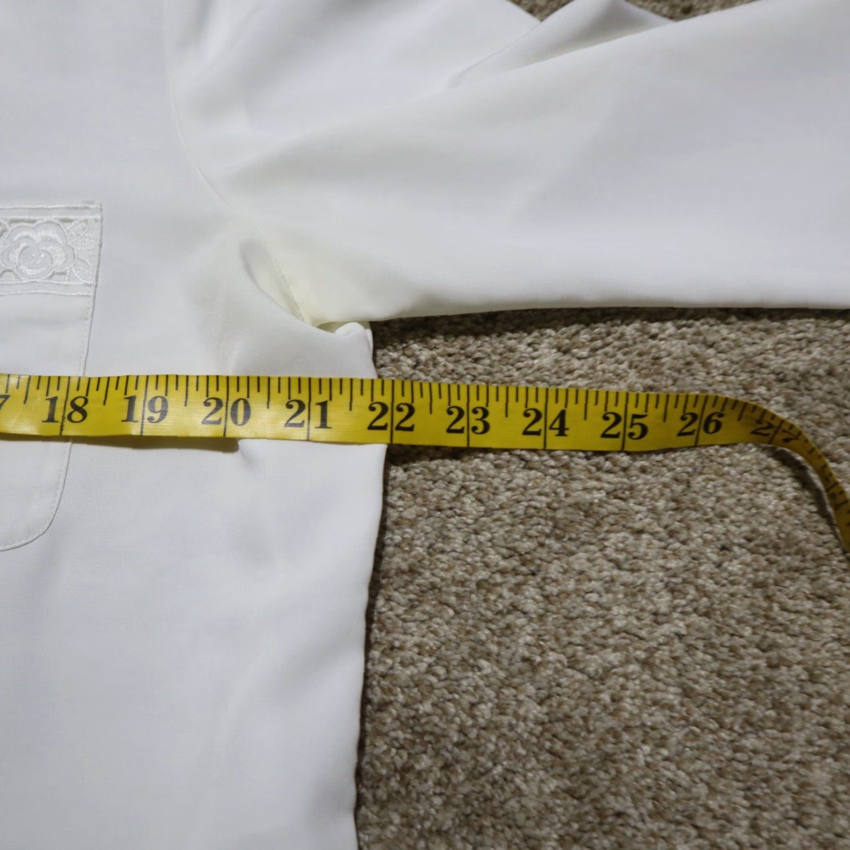 Vintage VINTAGE White Shirt Blouse Adult Women Size 12 White Lace Button Collar Long Sleeve 12 Women Vintage Classic Shirt Womens Size XL / US 12-14 / IT 48-50 - 5 Thumbnail