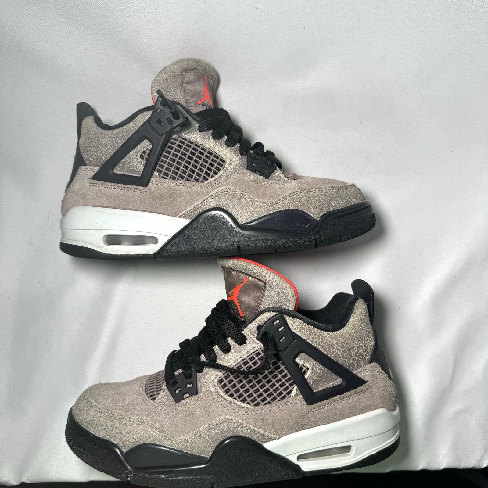 Jordan Brand × Nike Size 6 - Nike Air Jordan 4 Retro GS Taupe Haze Men's Shoes Size US 6 / EU 39 - 2 Thumbnail