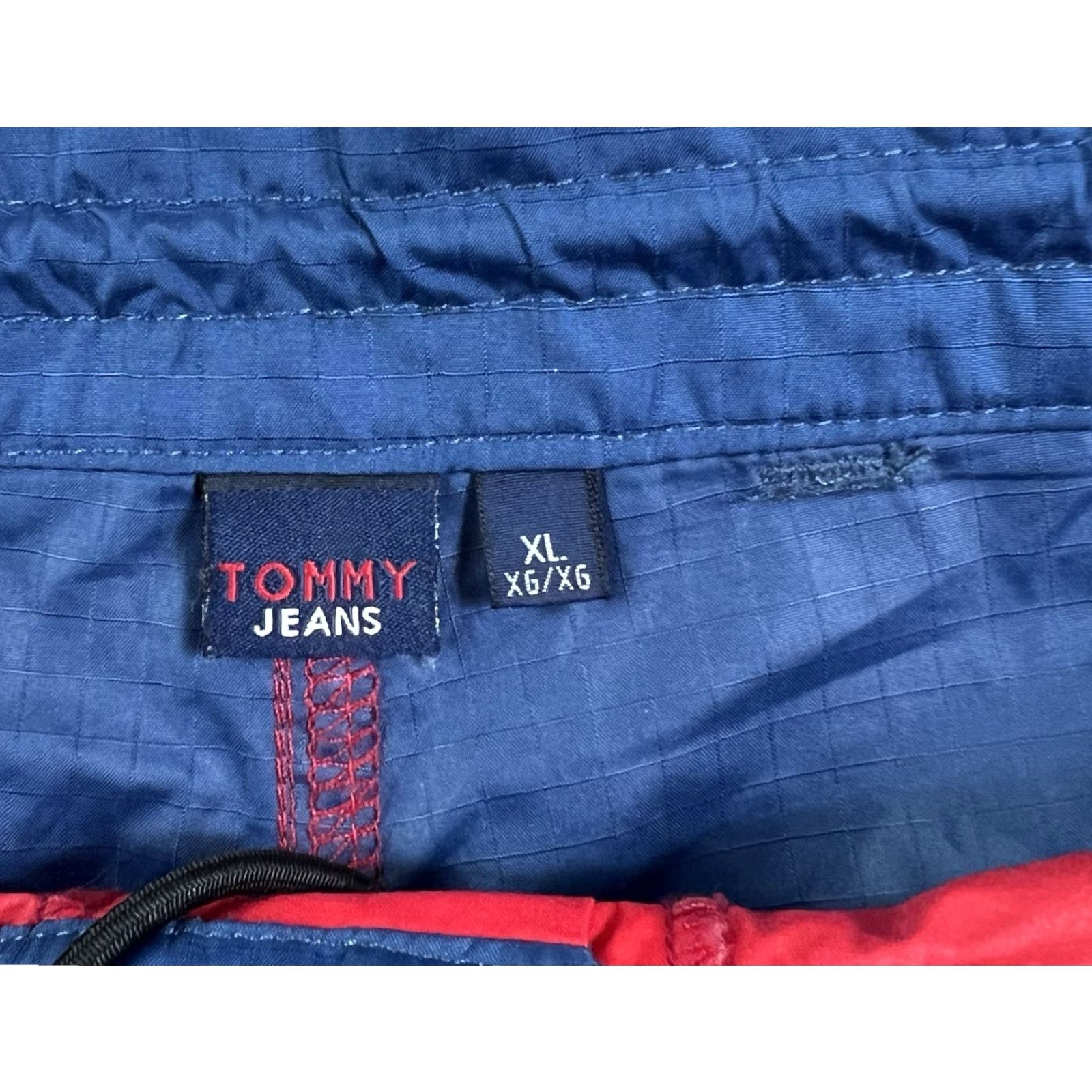 Tommy Hilfiger VINTAGE Tommy Hilfiger Men’s Jeans Nylon Swim Trunk Shorts XL Blue 90s Beach Trunks Mens Size US 36 / EU 52 - 4 Thumbnail