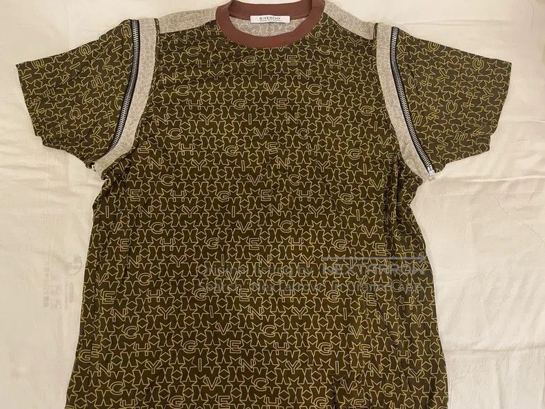 Givenchy Givenchy Short Sleeve T-Shirt Size US M / EU 48-50 / 2 - 1 Thumbnail