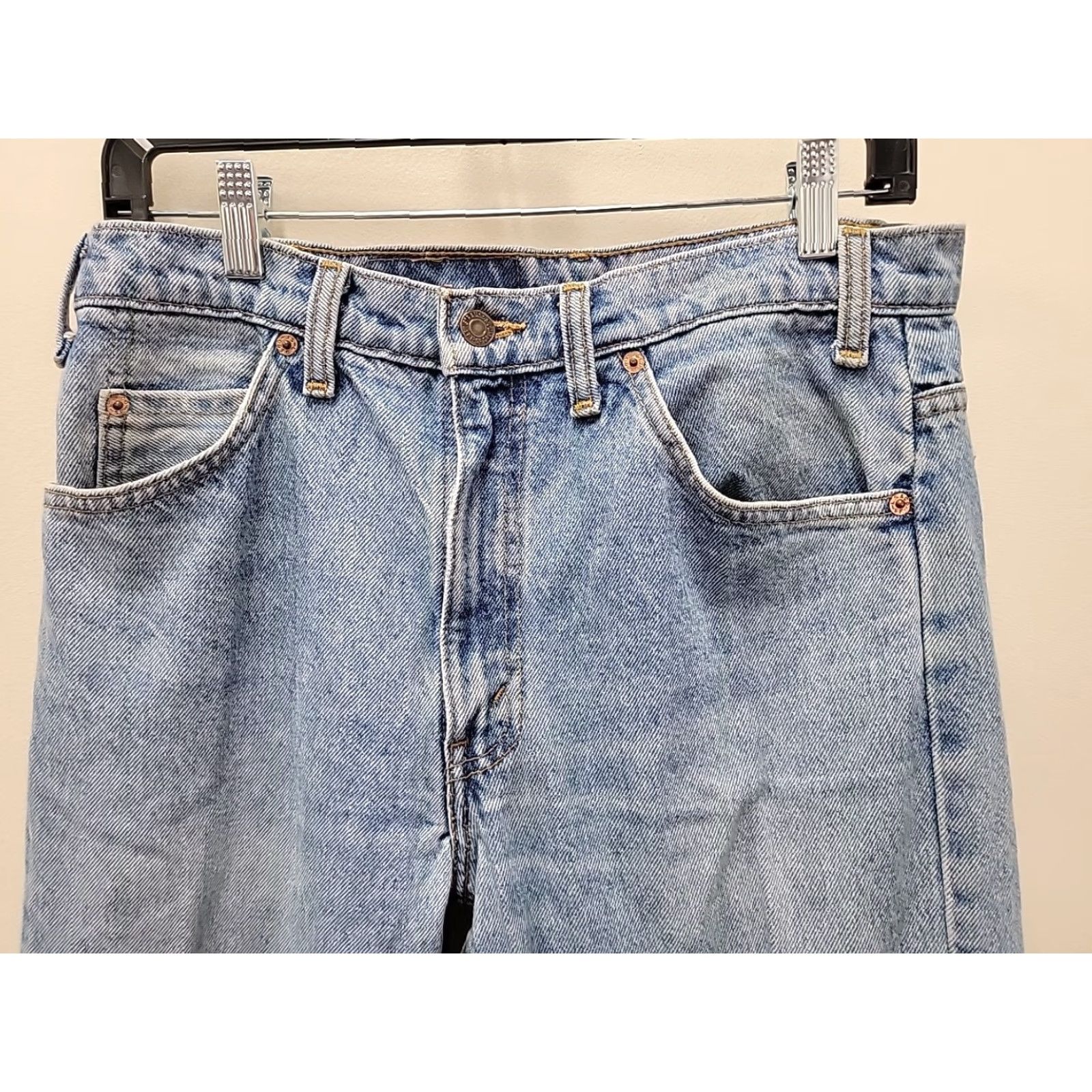 Levi's VINTAGE Levi's Jeans Mens 32x30 Blue 505 Denim Orange Tag Made In Canada Size US 32 / EU 48 - 2 Thumbnail