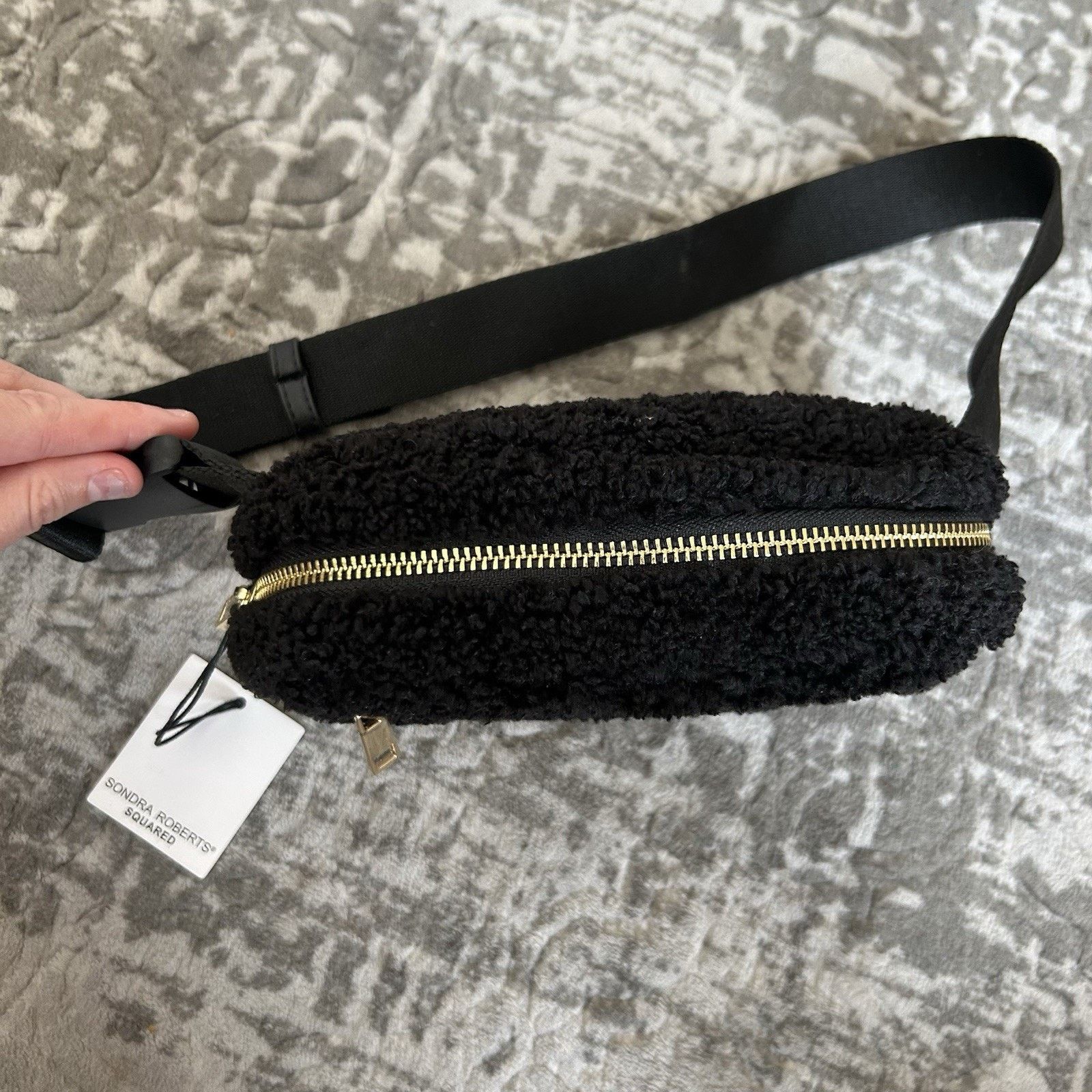 Other Sondra Robert’s Squared Black Sherpa With Gold Accents - New Size ONE SIZE - 6 Thumbnail