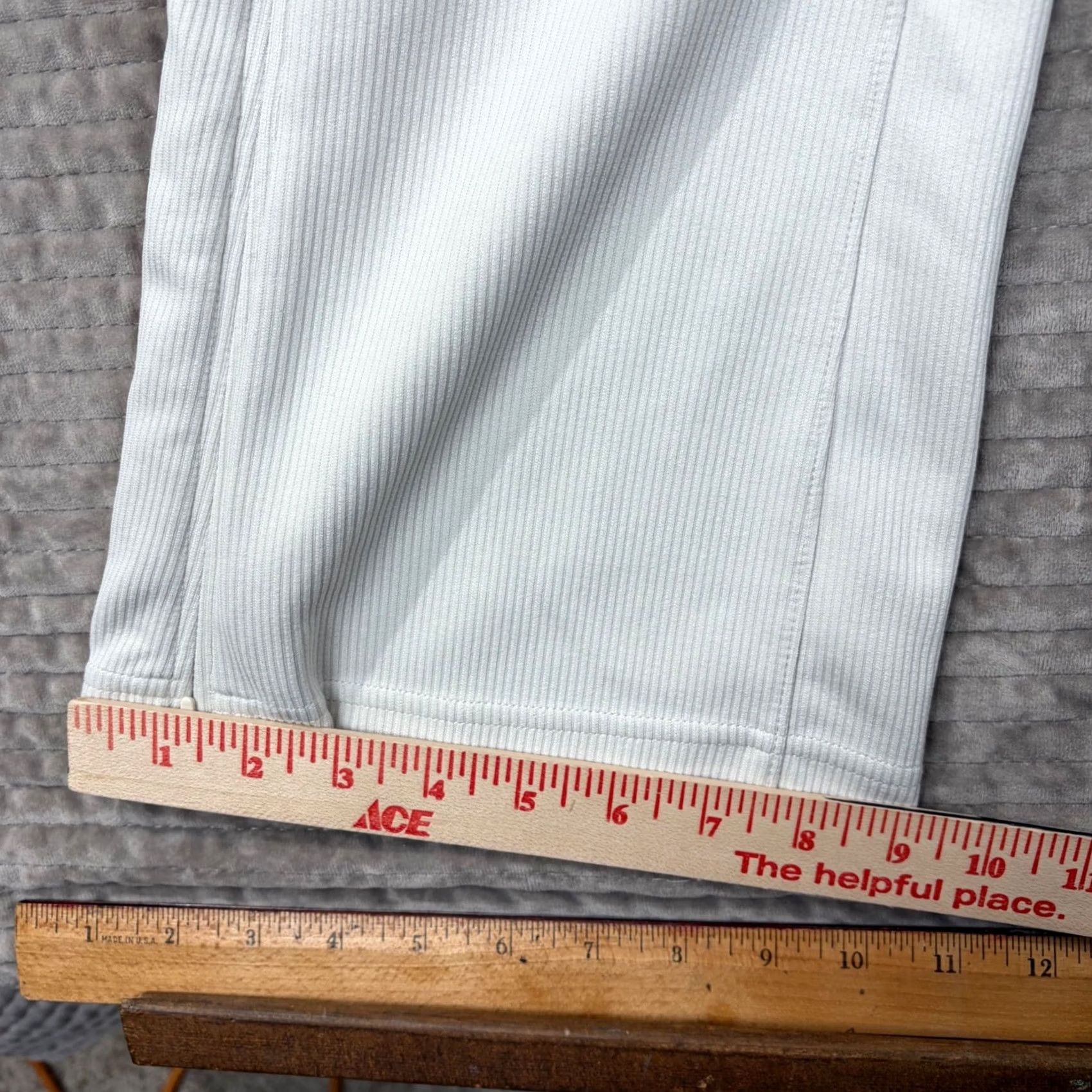 Lululemon Lululemon Dress Pants Womens 6 White Softstreme Ribbed High Rise Pant Bone Size LW5EUBS Size 28" / US 6 / IT 42 - 3 Thumbnail