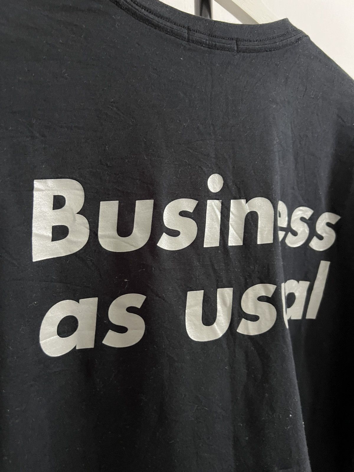 Barbara Kruger × Uniqlo barbara kruger Size US M / EU 48-50 / 2 - 4 Thumbnail