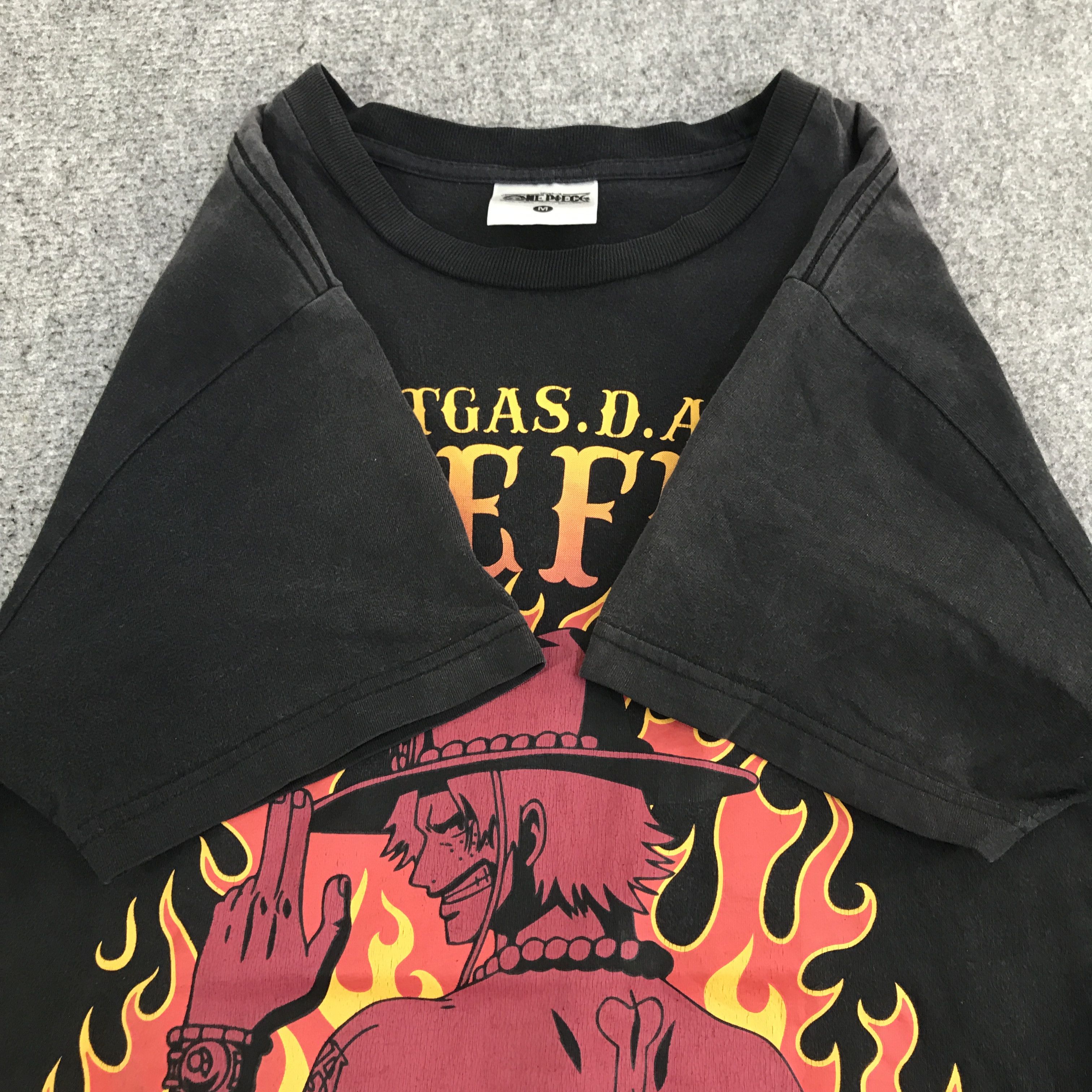 One Piece portgas D.ace one piece t-shirt K117B12 Size US M / EU 48-50 / 2 - 6 Thumbnail