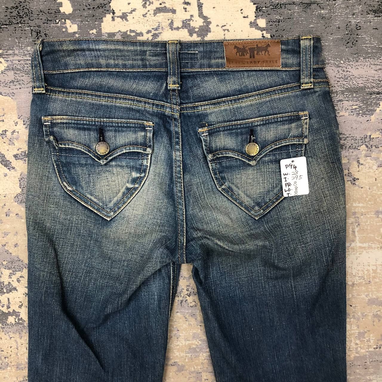 Levi's P94 FLARED PERFECT BODY LAD STYLE LEVI'S JEANS Size 28" / US 6 / IT 42 - 4 Thumbnail