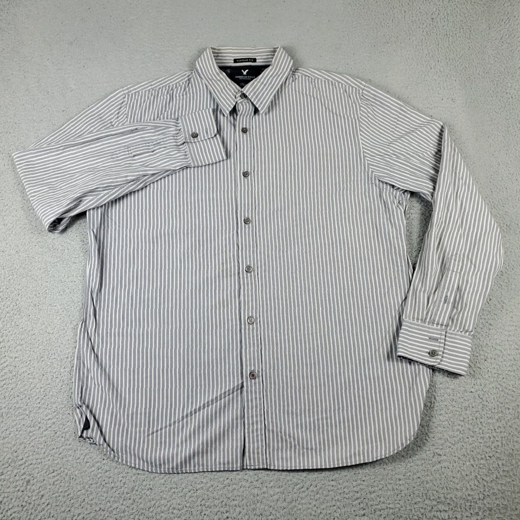 American Eagle Outfitters VINTAGE American Eagle Outfitters Shirt Mens XL Gray Striped Button-Up Long Sleeve Classic Modern Preppy Mens Size US XL / EU 56 / 4 - 2 Thumbnail