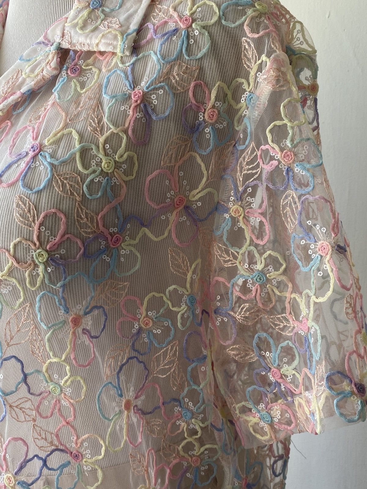 Other HEARTRAVES Sheer Lace Embroidered Button Front Shirt Size XL / US 12-14 / IT 48-50 - 4 Thumbnail