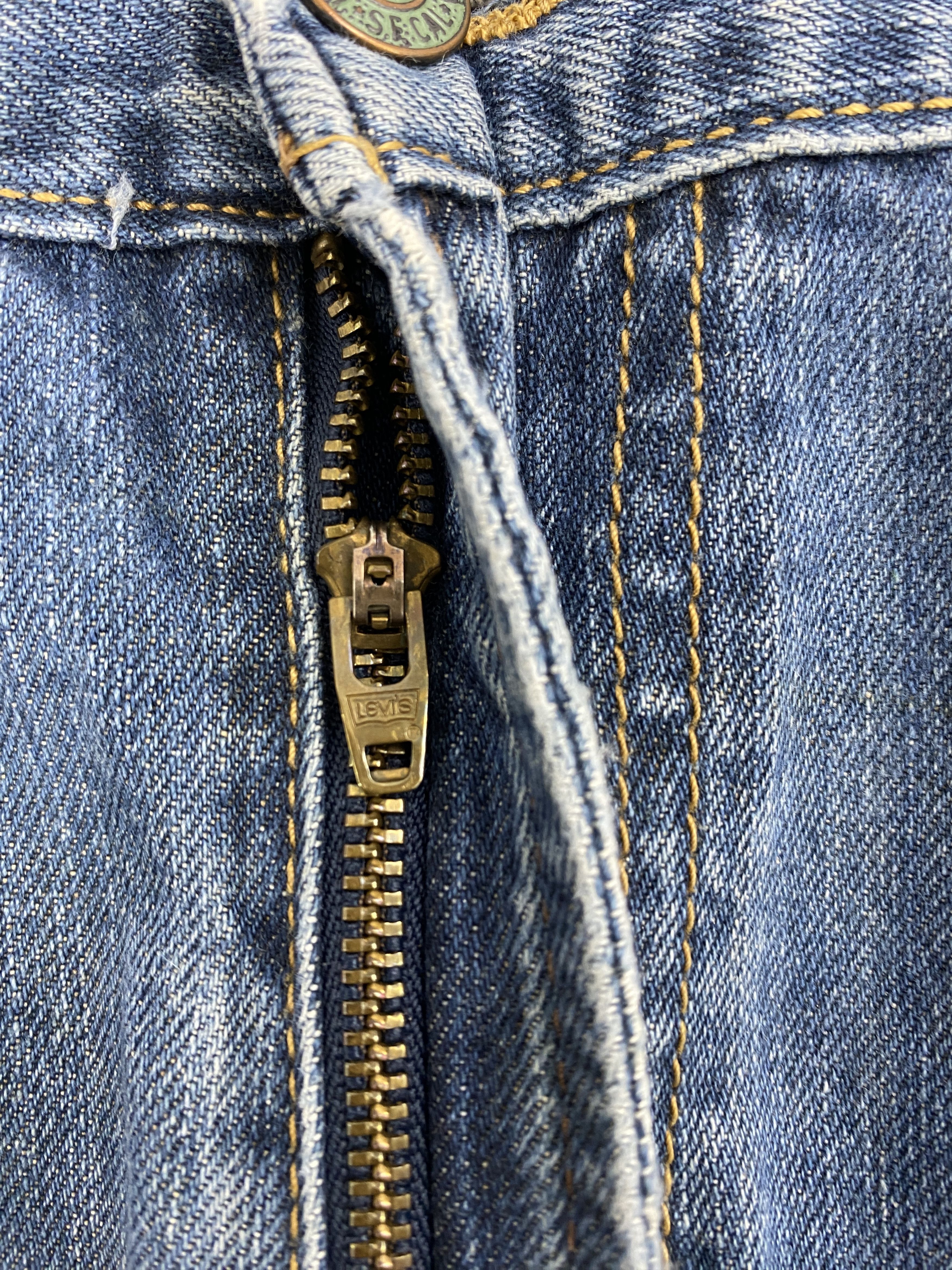 Levi's × Vintage Vintage Levis 559 Distressed Jeans Size US 32 / EU 48 - 12 Thumbnail