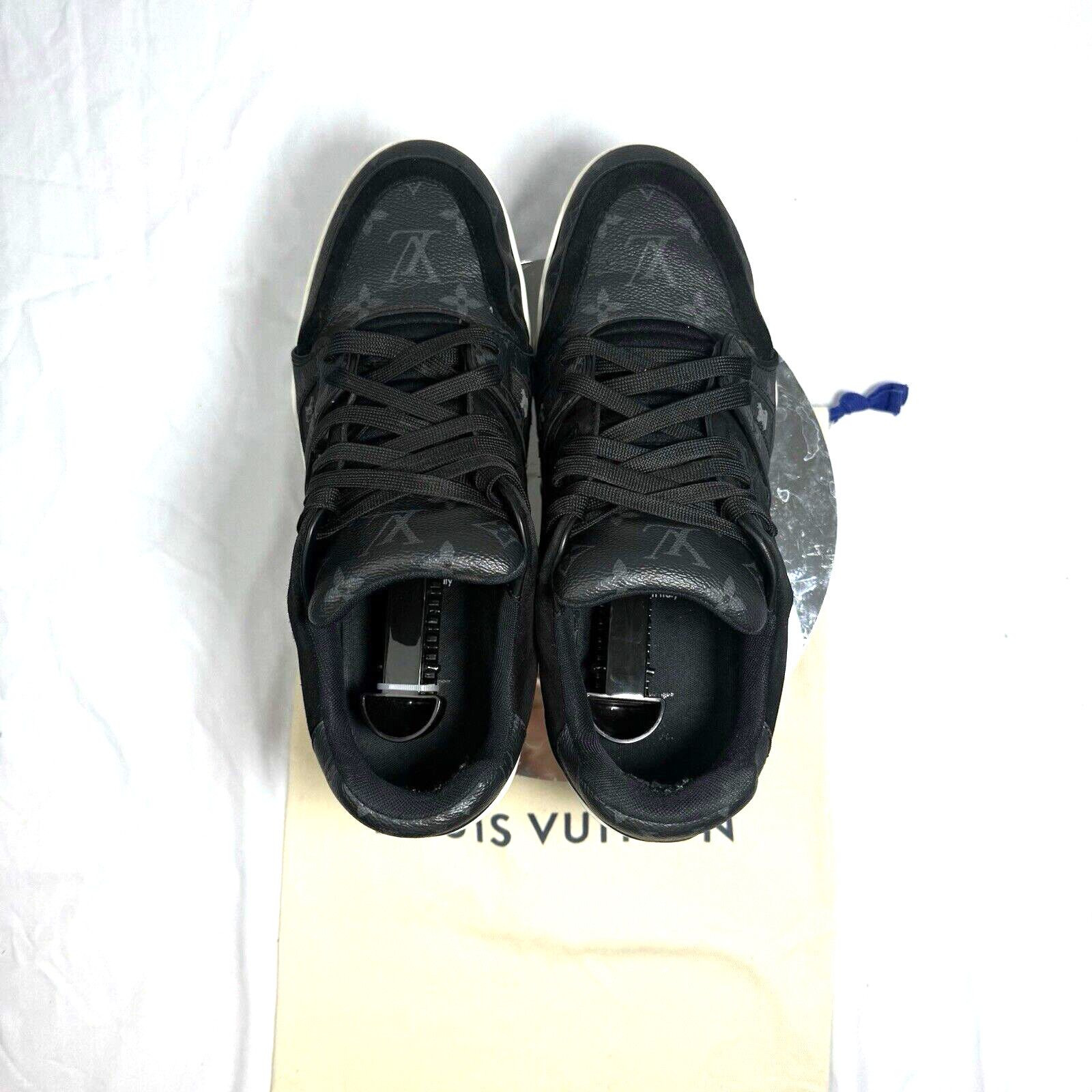 Louis Vuitton Louis Vuitton LV Trainer Low 'Black Monogram' Sneakers 9 US Size US 9 / EU 42 - 4 Thumbnail