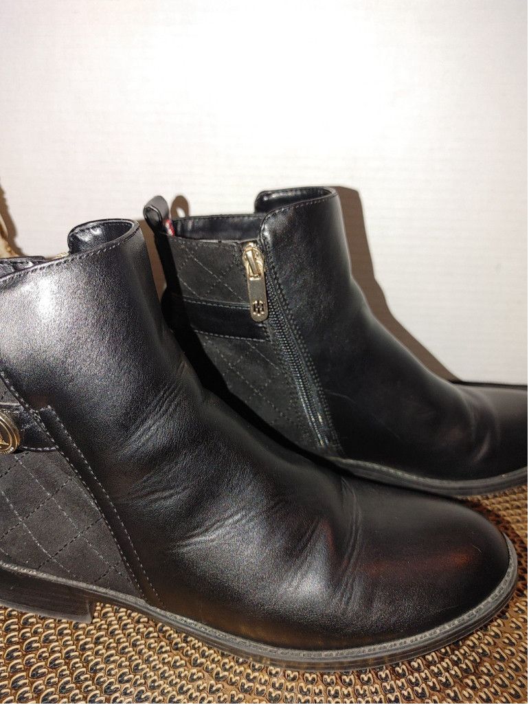 Tommy Hilfiger Tommy Hilfiger Size 6M Size US 6 / IT 36 - 7 Thumbnail