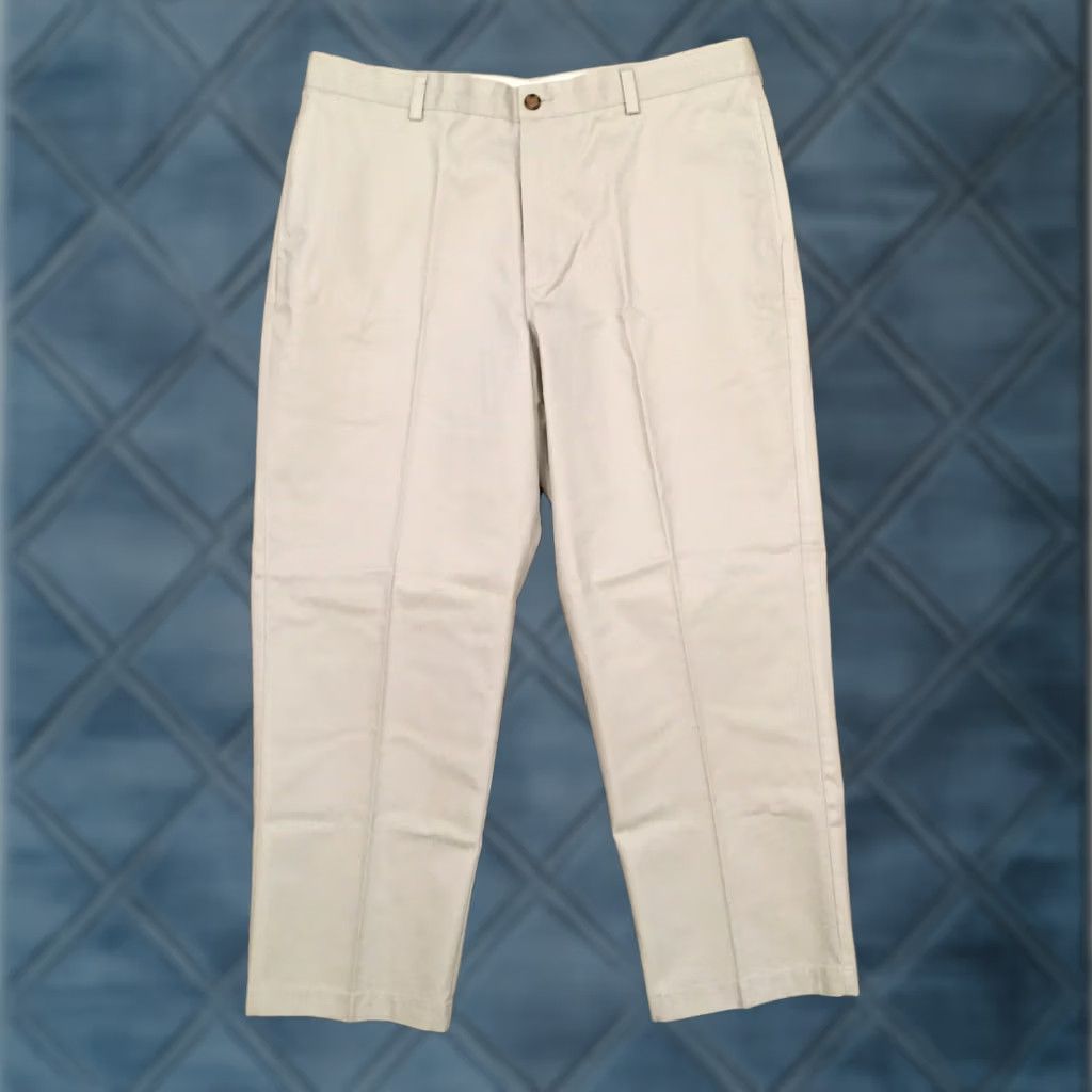 Vintage L.L. Bean Pants Mens Size 38 Beige Flat Front Chino Straight Leg 28in Inseam Size US 38 / EU 54 - 1 Thumbnail