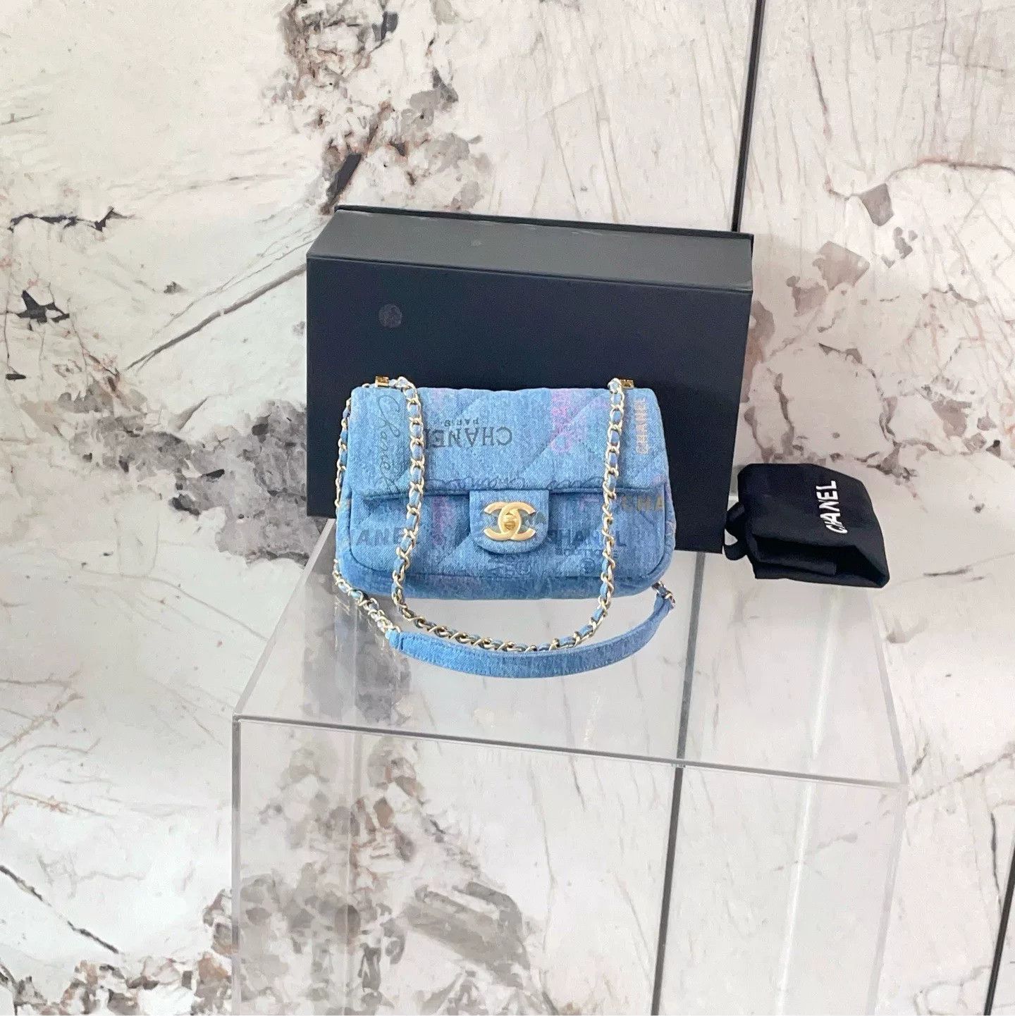 Chanel Pre-loved Bag Very good condition Size ONE SIZE - 1 Thumbnail