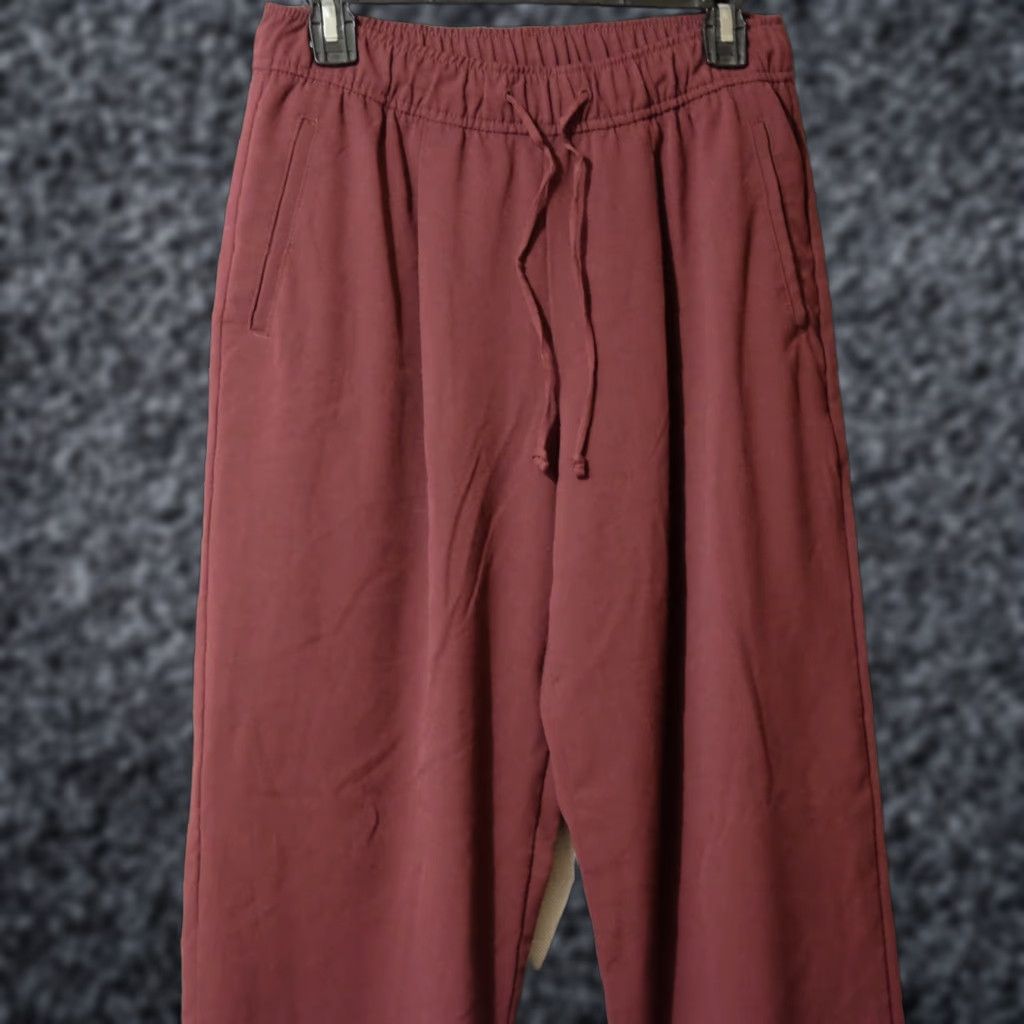 Old Navy Old Navy High-Rise Billie Pants Womens S Wine Pockets Comfort Waistband Size 28" / US 6 / IT 42 - 1 Thumbnail