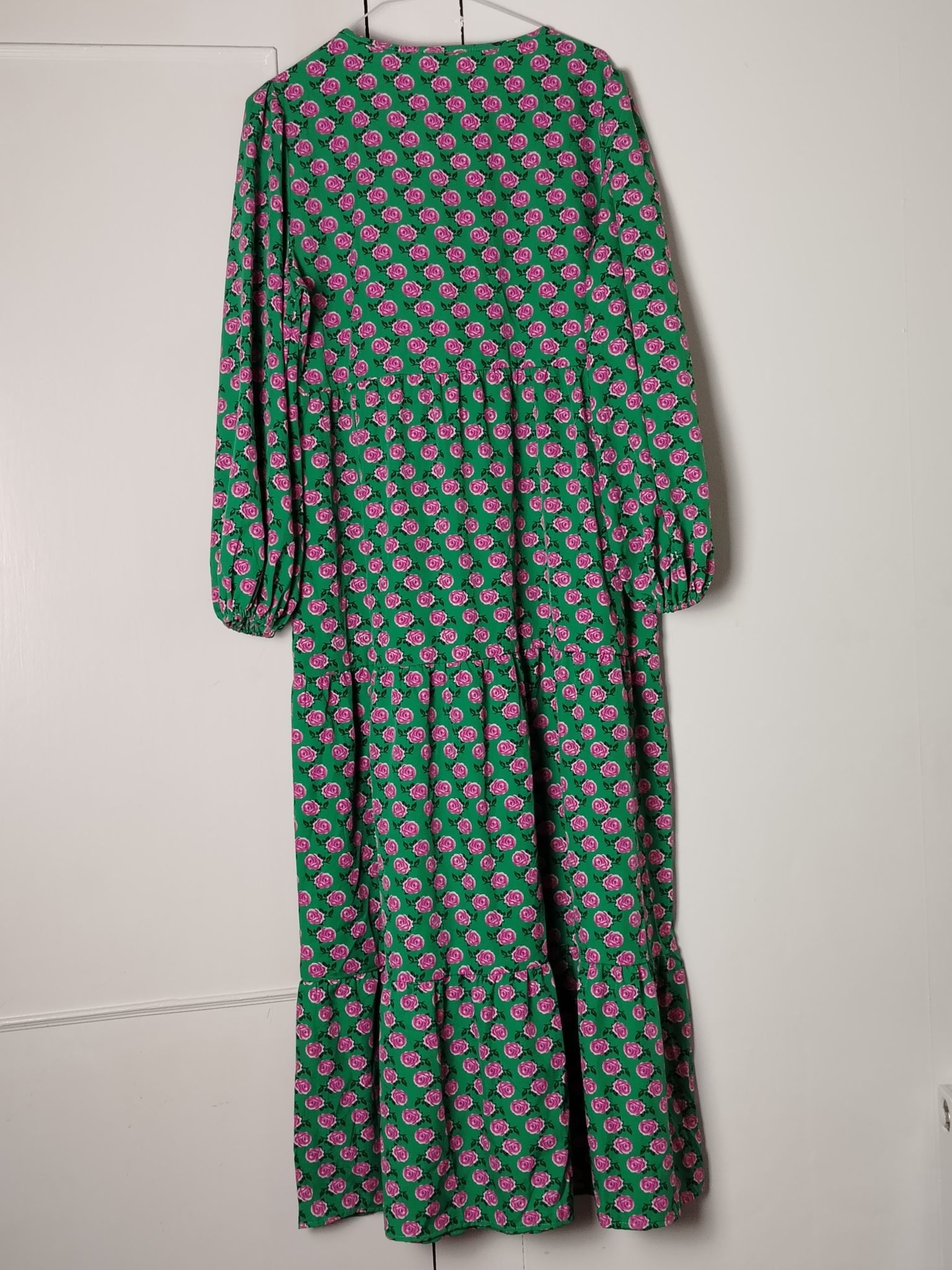 Other Womens Dress L Green Pink Rose Floral VNeck Long Sleeve Size L / US 10 / IT 46 - 2 Thumbnail