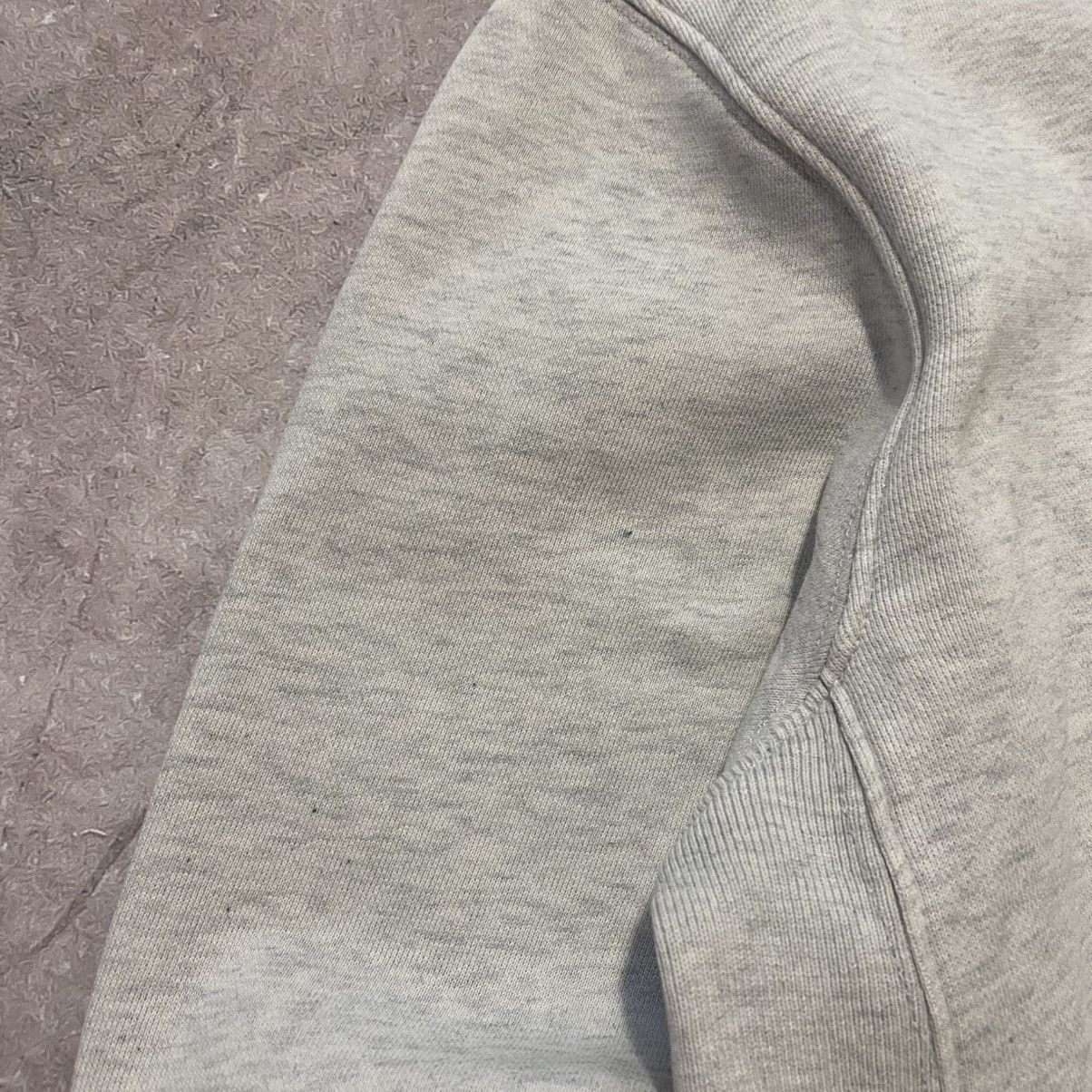 Stussy STUSSY SWEATSHIRT CENTER LOGO GREY 00s Size US M / EU 48-50 / 2 - 3 Thumbnail