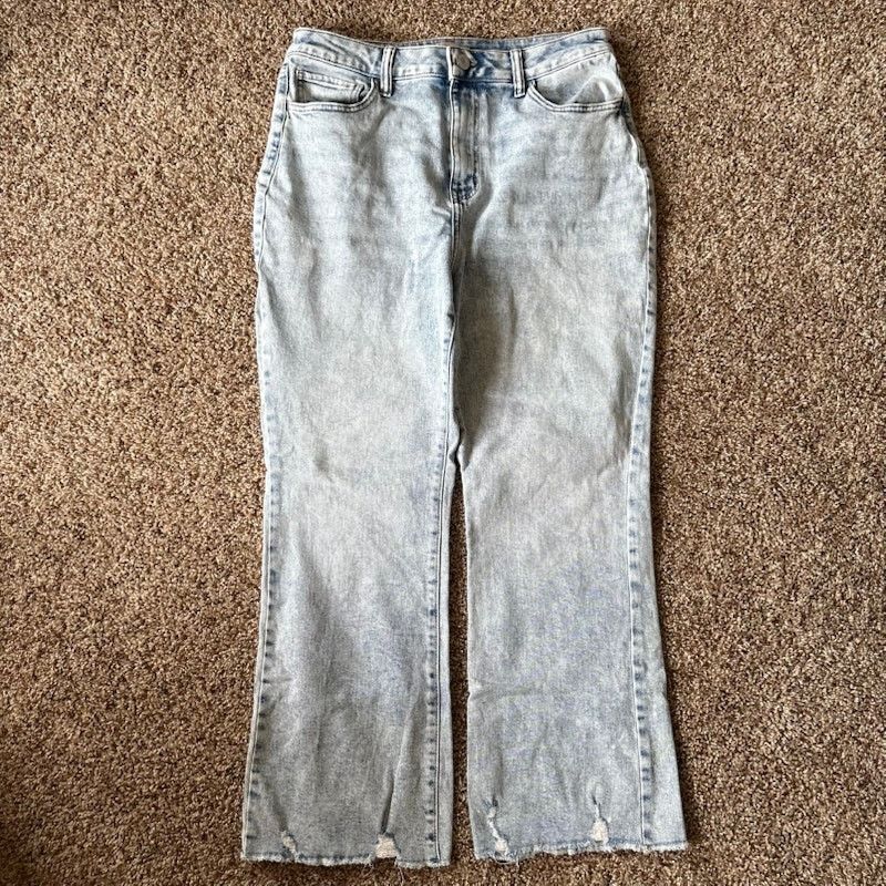 Other SO High Rise Kick Flare Women's sz13 Medium Wash Denim Jeans Size 31" - 1 Thumbnail