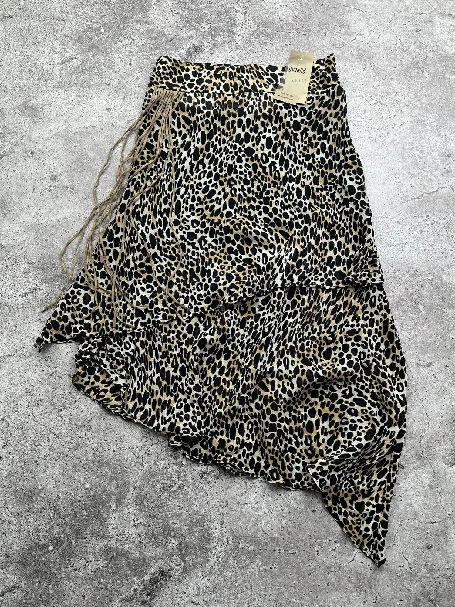 Japanese Brand Vintage Bondage Asymmetric Skirt C198(V429)(E8) Size 26" / US 2 / IT 38 - 1 Thumbnail