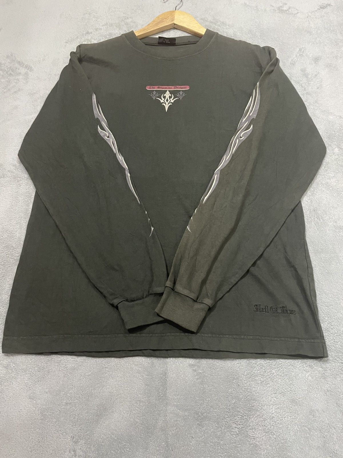 Hall Of Fame The Separate Dragon which keep flying Longsleve Tshirt faded Size US M / EU 48-50 / 2 - 3 Thumbnail