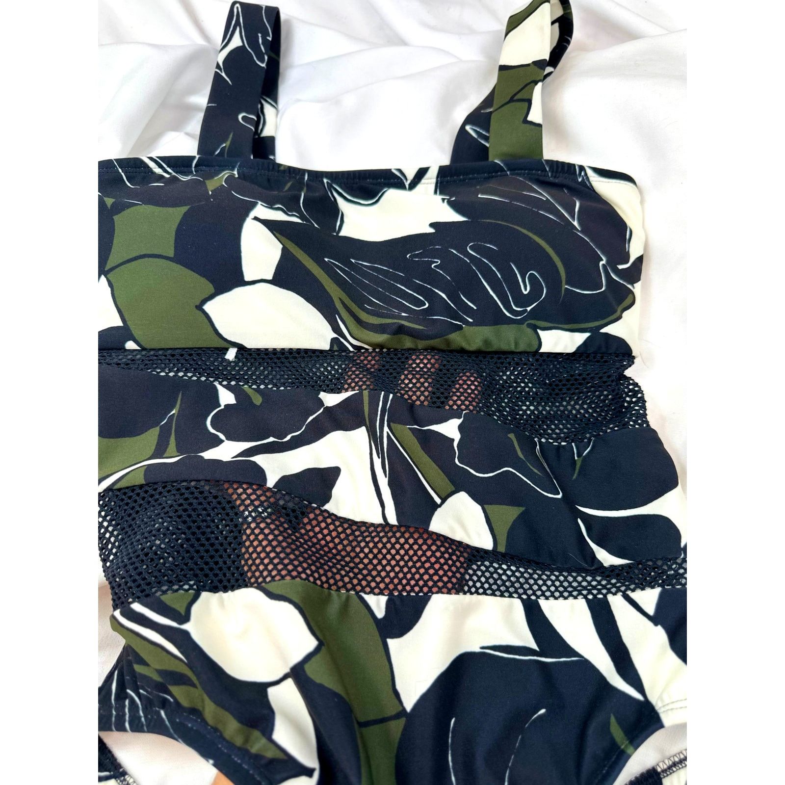 Other Carmen Marc Valvo Floral Print One Piece Mesh Paneling 10 Size ONE SIZE - 7 Thumbnail