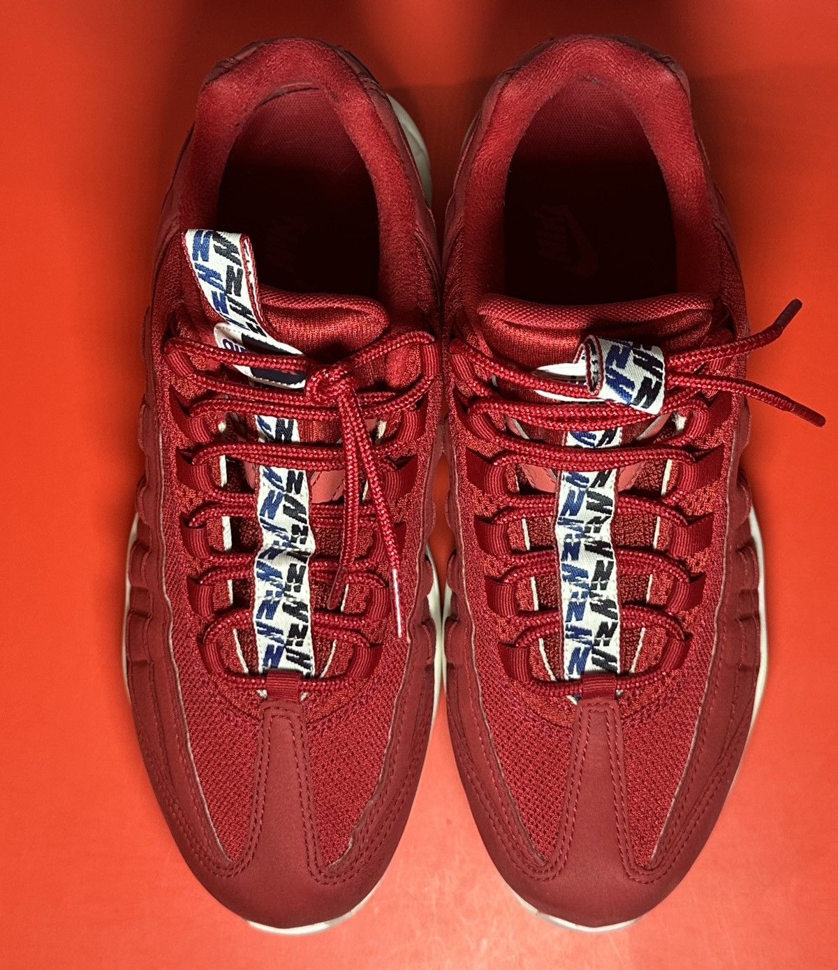 Nike Size 10 - Nike Air Max 95 TT Pull Tab Gym Red Size US 10 / EU 43 - 4 Thumbnail