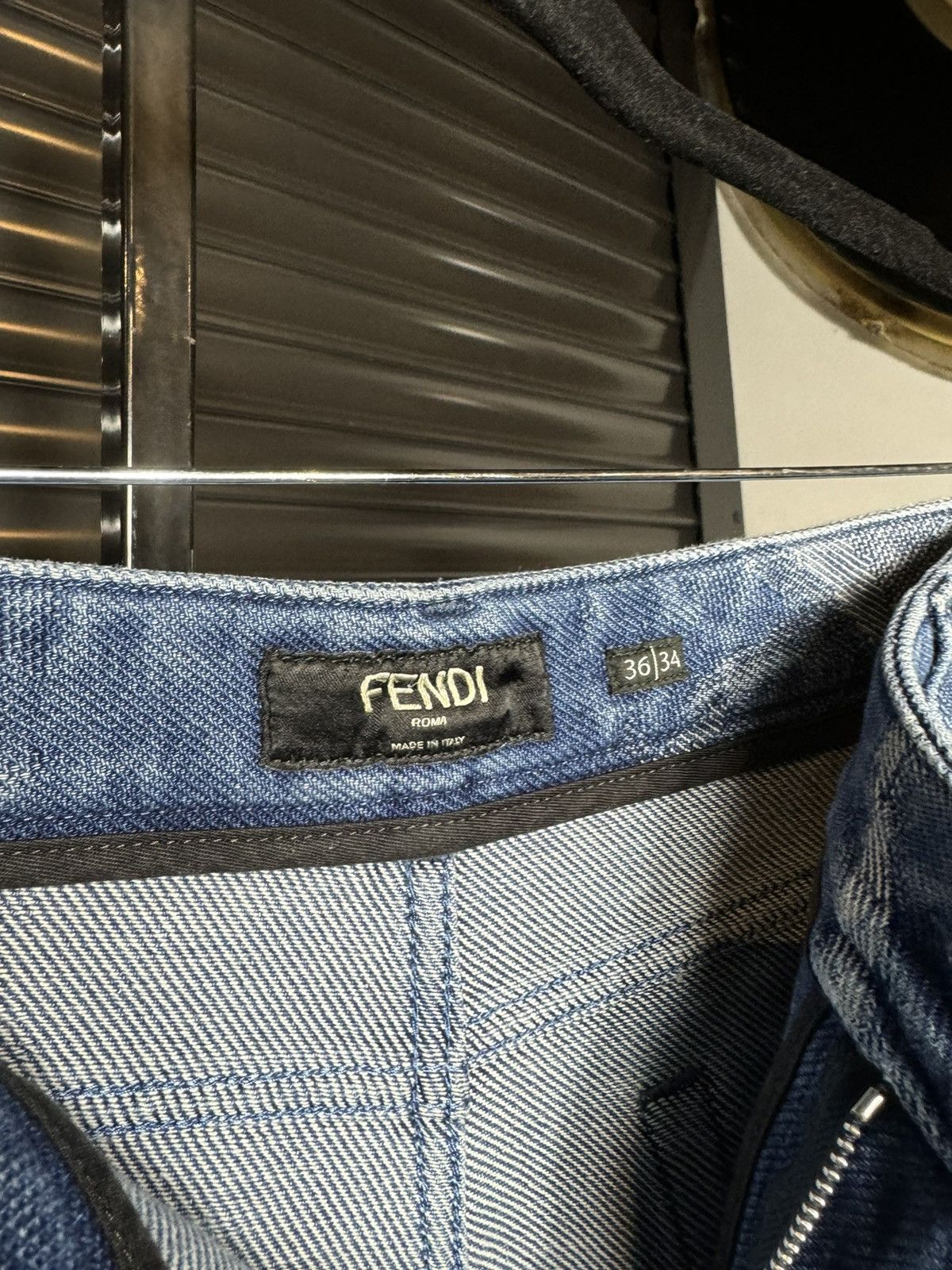 Fendi Fendi Roma Moonlight Relaxed Denim Jeans - 36/34 Size US 36 / EU 52 - 12 Thumbnail