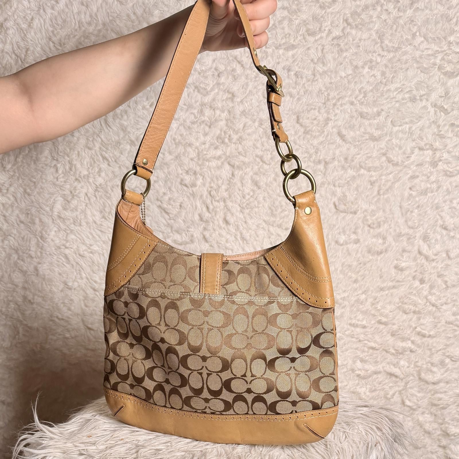 Coach Y2K Vintage Coach Signature Monogram Canvas Hampton Hobo Bag Size ONE SIZE - 2 Thumbnail