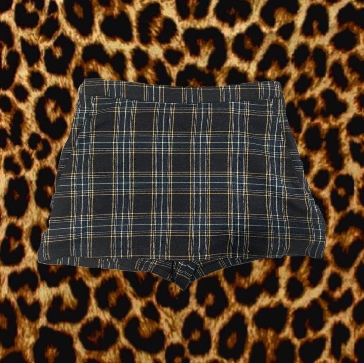 Forever 21 Plaid mini skort Size 28" / US 6 / IT 42 - 1 Thumbnail