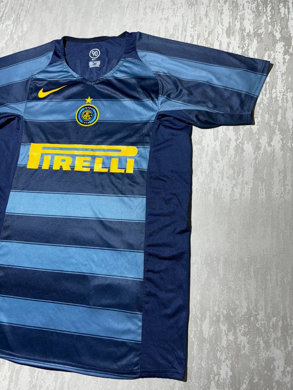 Nike Nike 2004-2005 Inter Milan Jersey Ronaldo Pirelli size S Size US S / EU 44-46 / 1 - 3 Thumbnail