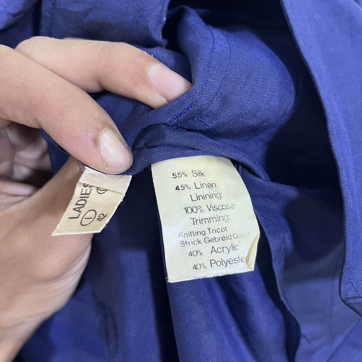Etienne Aigner VINTAGE 1980S ETIENNE AIGNER SILK SHIRT Size M / US 6-8 / IT 42-44 - 5 Thumbnail