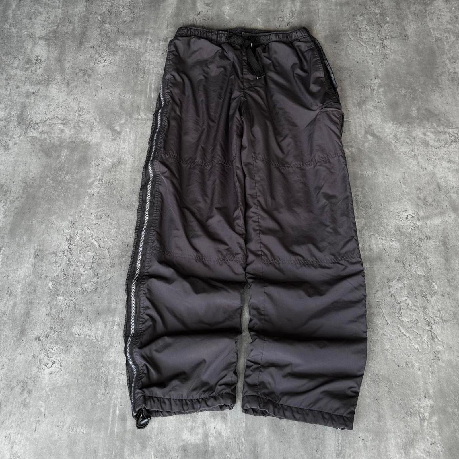 Japanese Brand × Uniqlo × Vintage Vintage Y2K Baggy Black Fleece Lined Tech Opium Trackpants Size US 32 / EU 48 - 1 Thumbnail