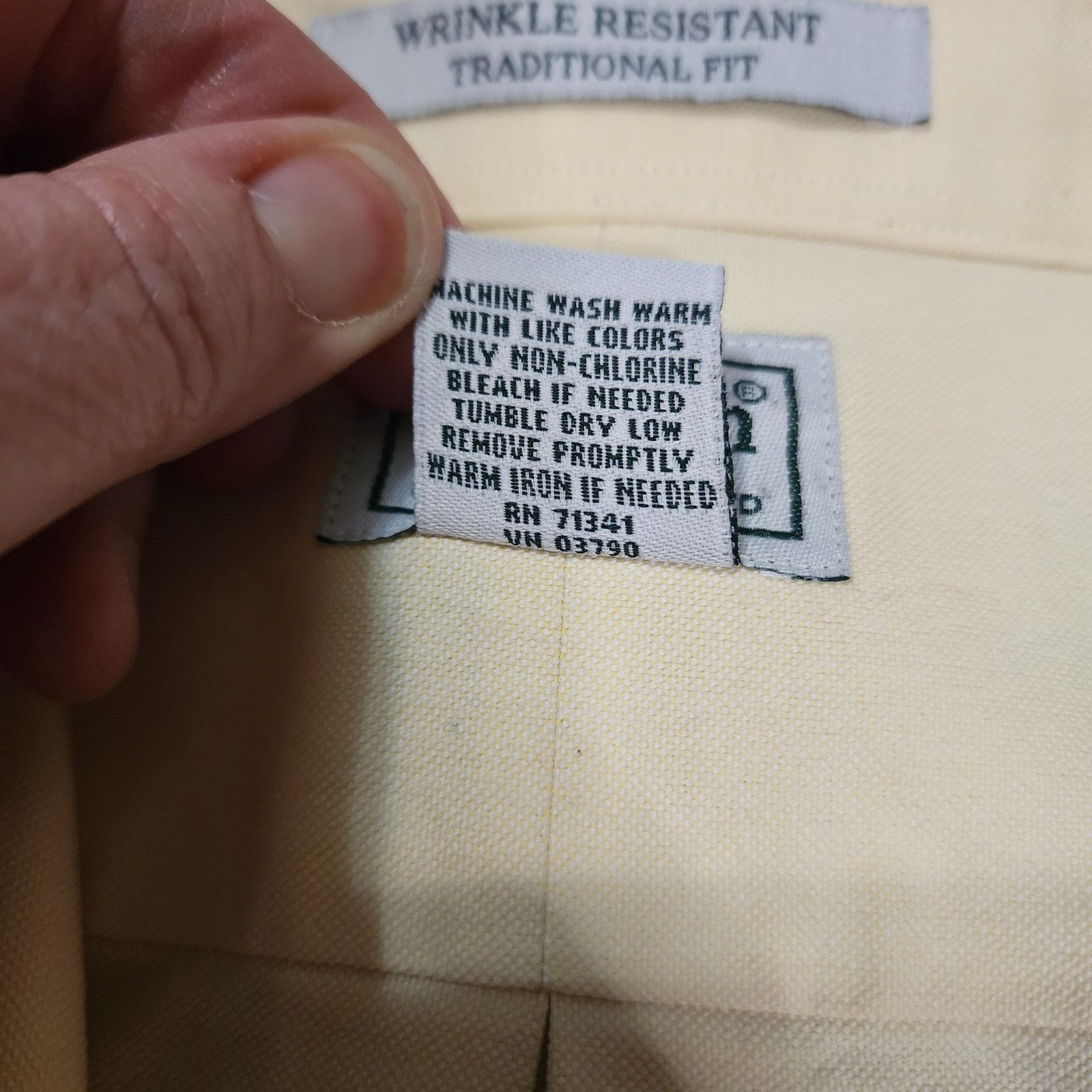 L.L. Bean L.L Bean Men Yellow Button Down Long Sleeve Shirt 18/35 2331 Size US XXL / EU 58 / 5 - 5 Thumbnail