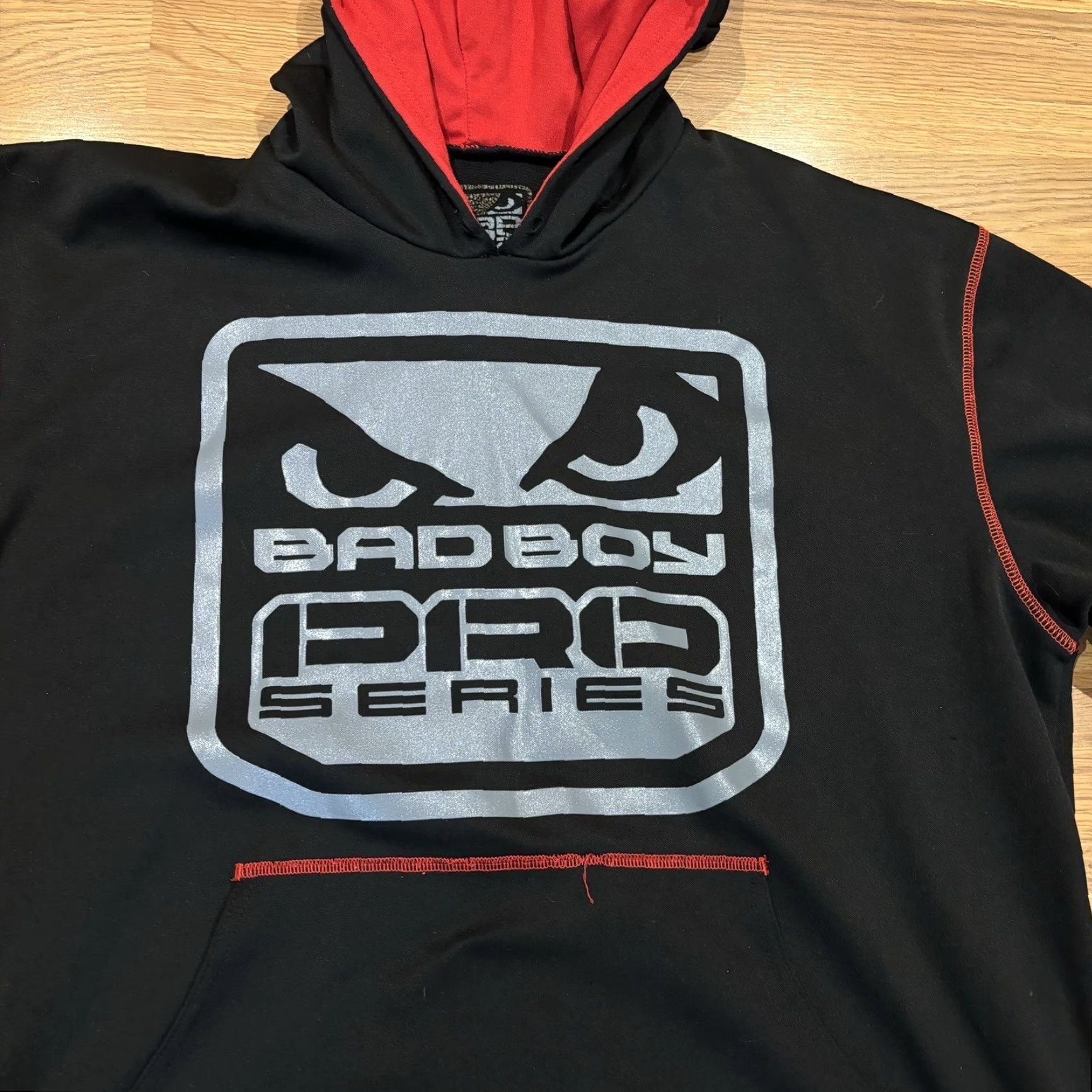 Vintage Bad Boy Pro Series Y2K Hoodie Iconic MMA Memorabilia Black Red Mens Size M Size US M / EU 48-50 / 2 - 2 Thumbnail