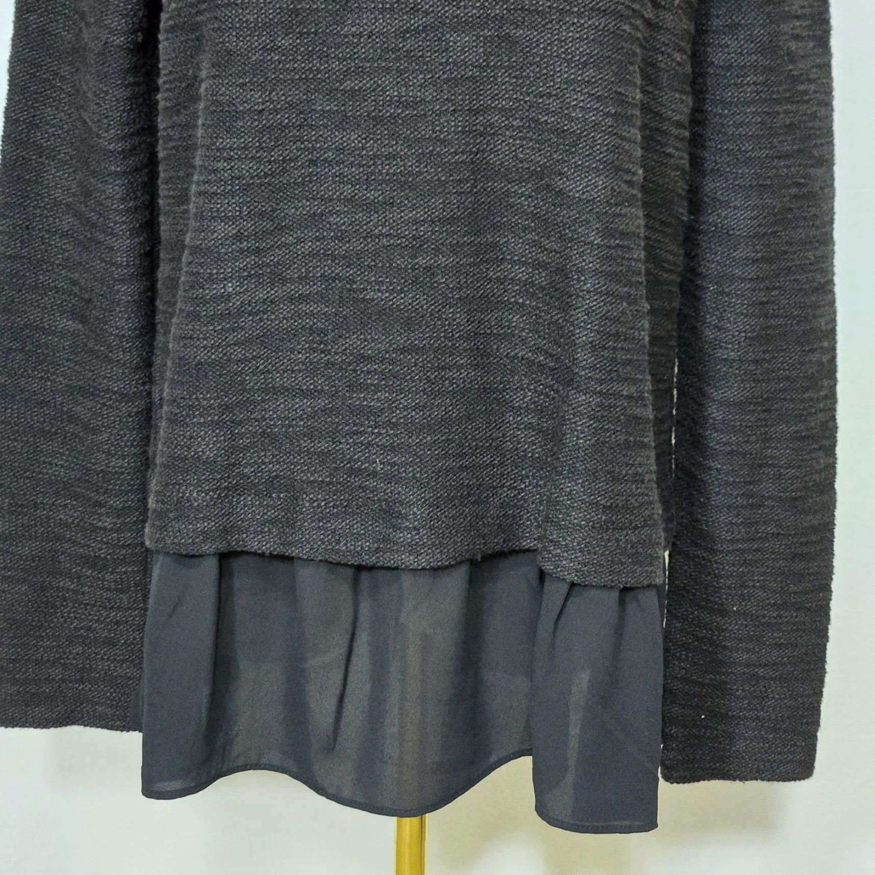 Loft VINTAGE LOFT Sweater Womens Medium Black Gray Ruffle Collar Chiffon Hem Layered NWT Size M / US 6-8 / IT 42-44 - 4 Thumbnail