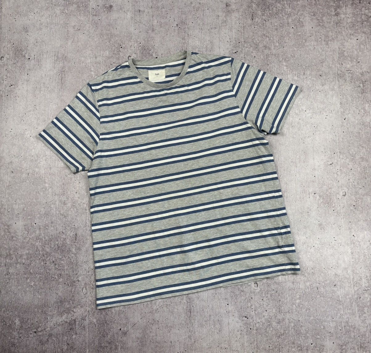Folk Folk classic t shirt size L Size US L / EU 52-54 / 3 - 1 Thumbnail